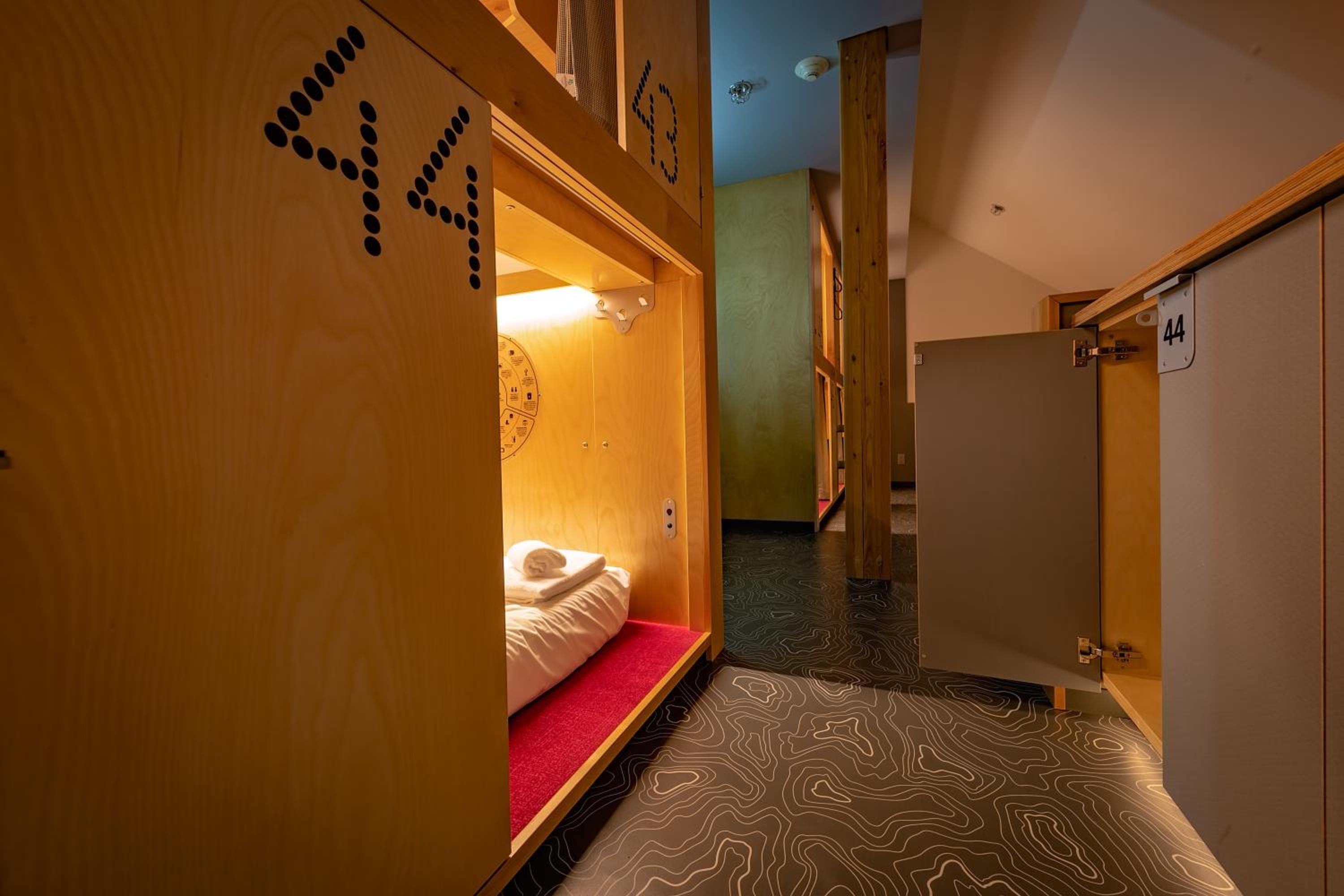 Mezzanine Pod - Single