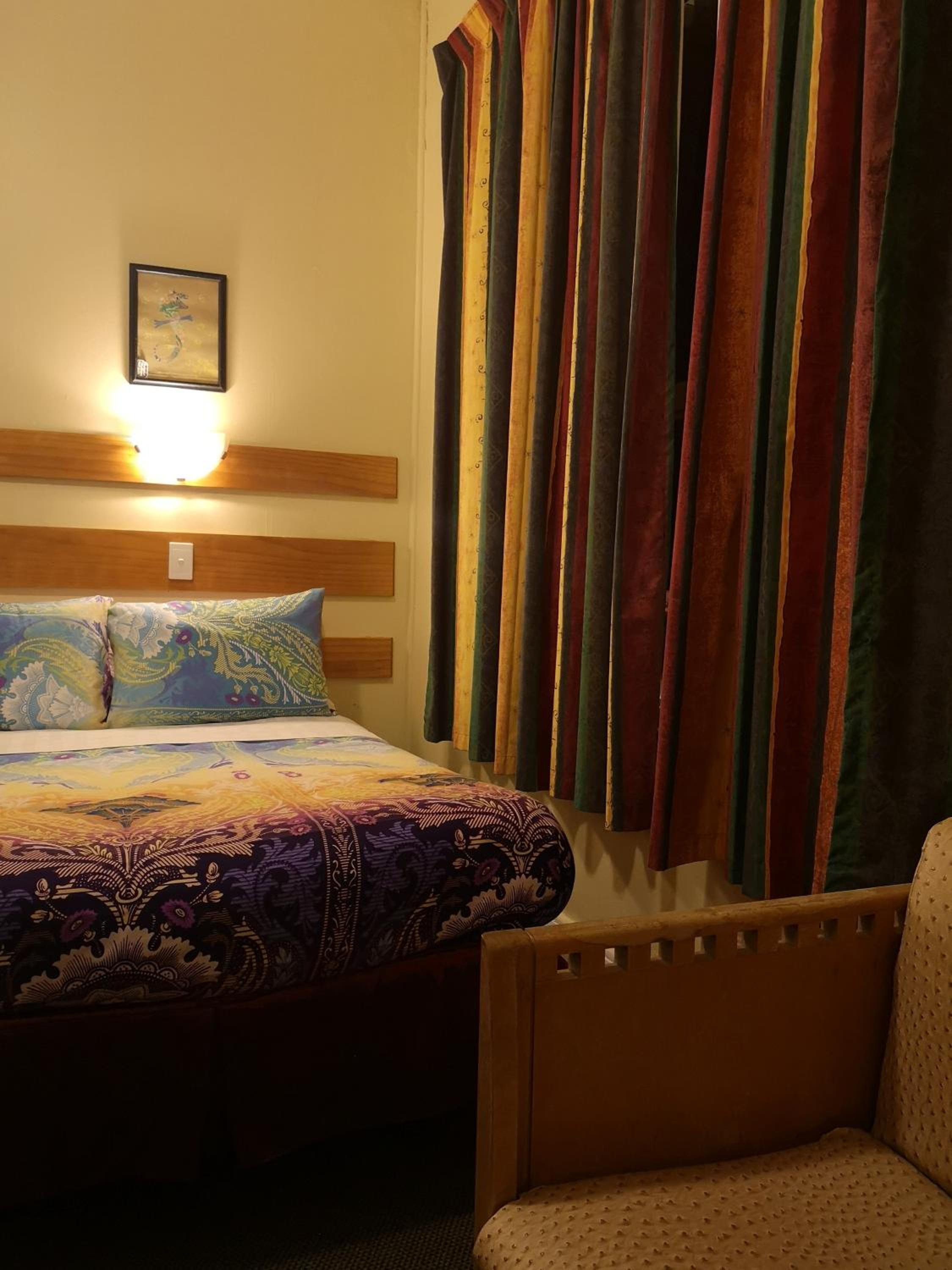 Quadruple Room with Shared Bathroom photo 2