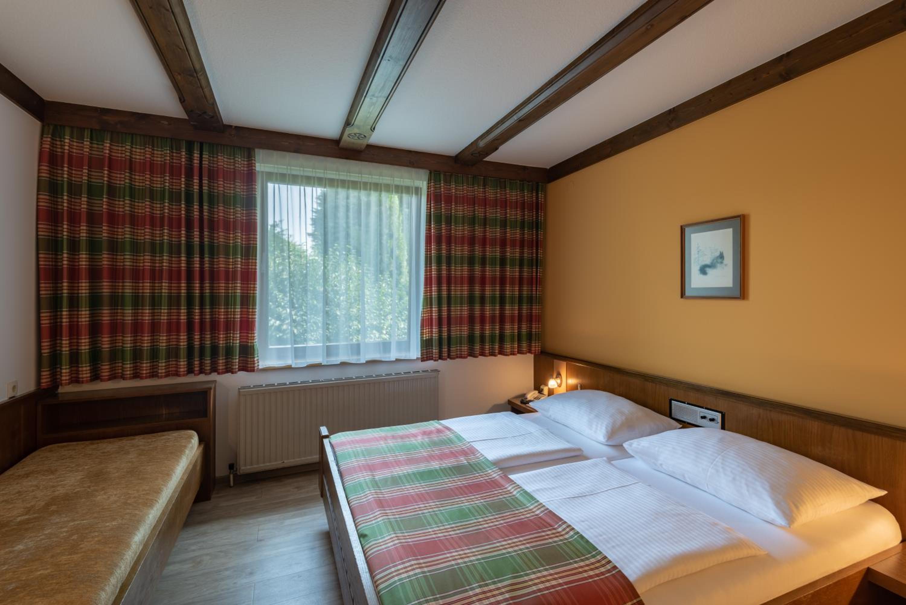 Double Room - Photo 5