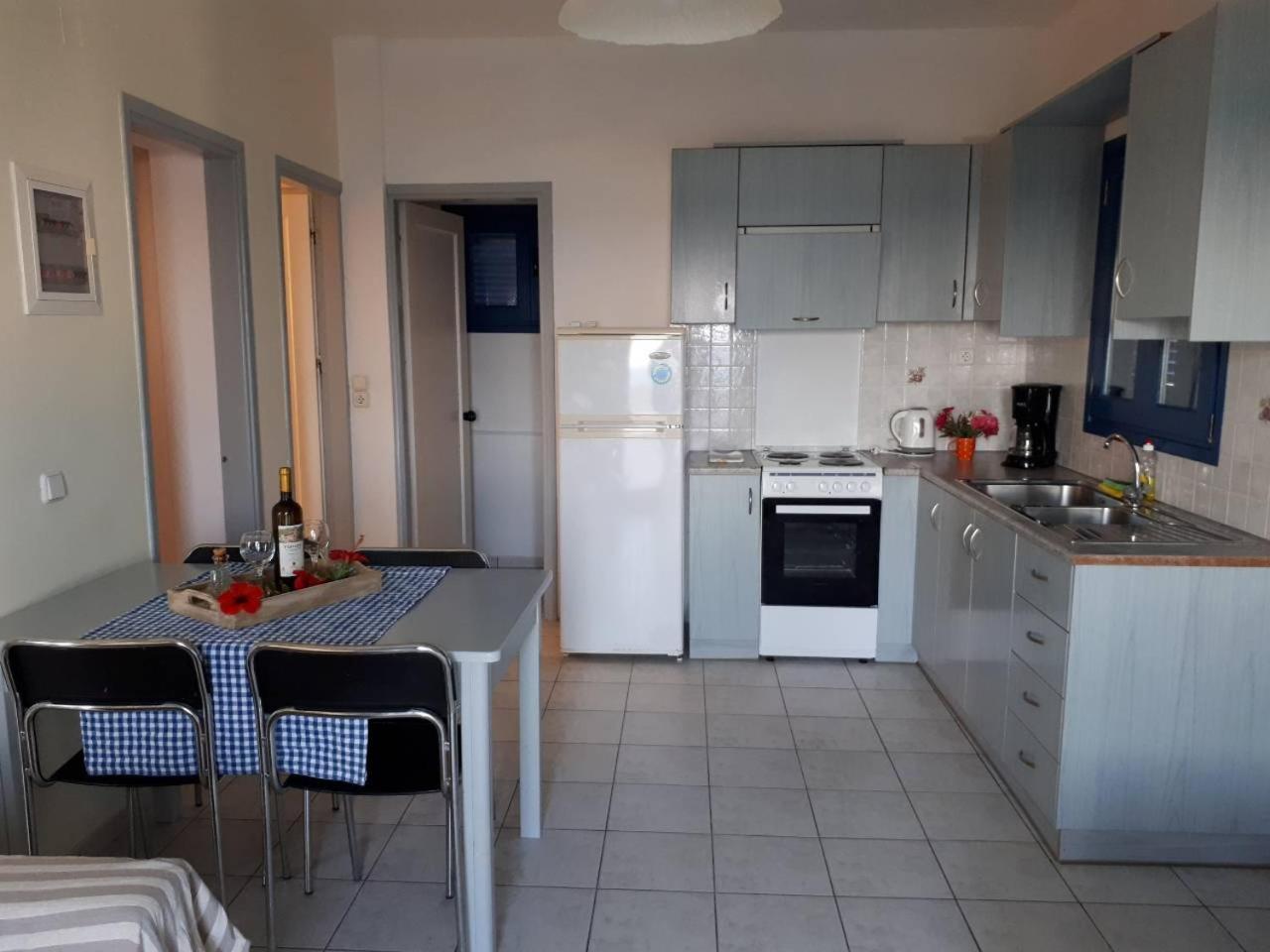 Two-Bedroom Apartment with Sea View photo 3