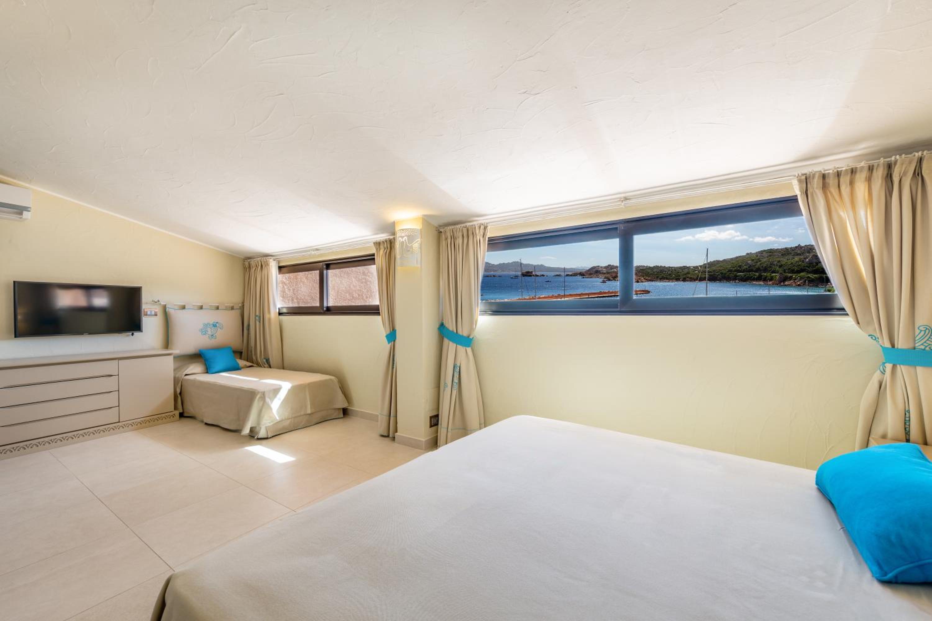 Triple Room with Sea View - Photo 7