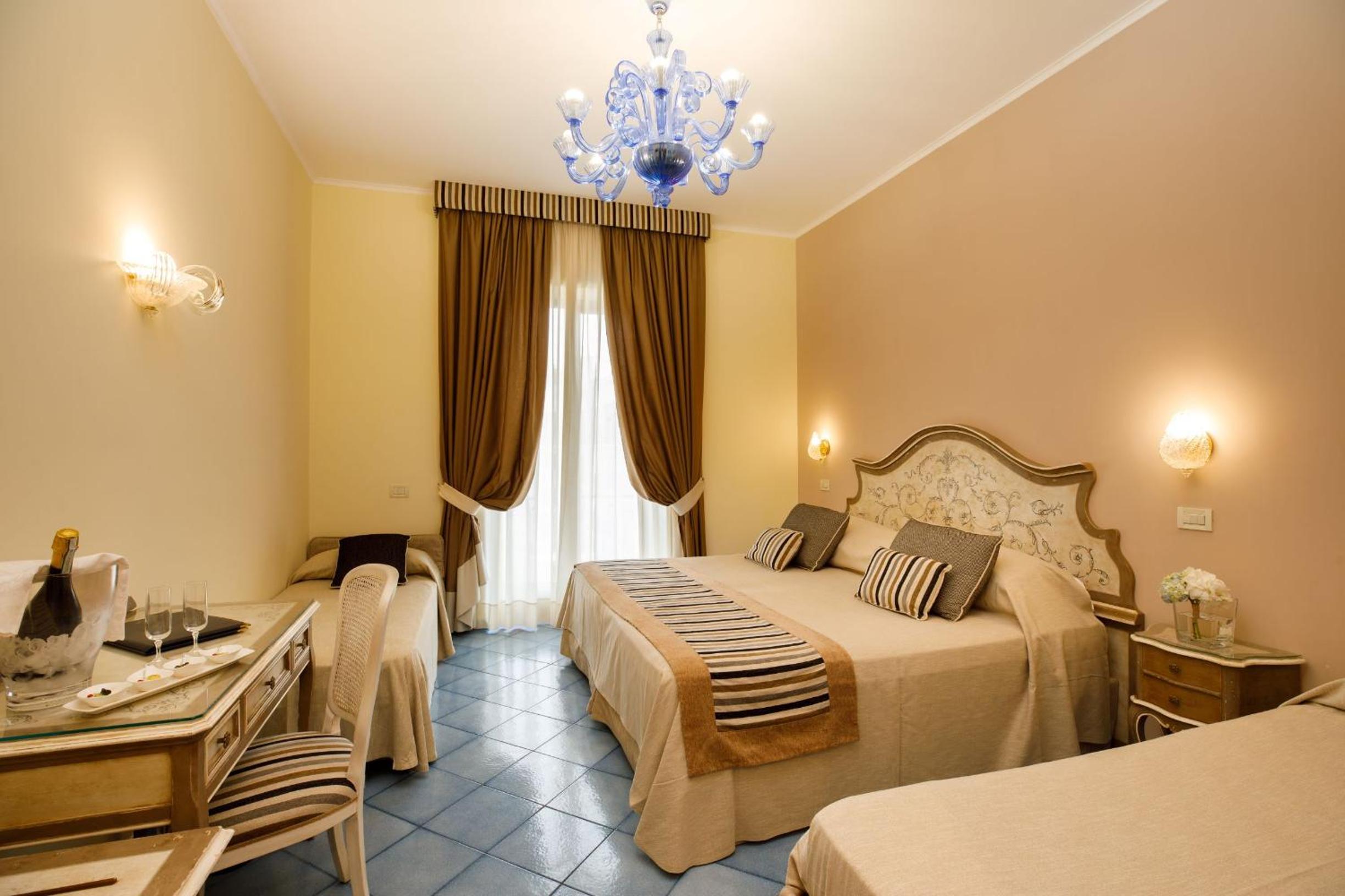 Quadruple Room with Sea View