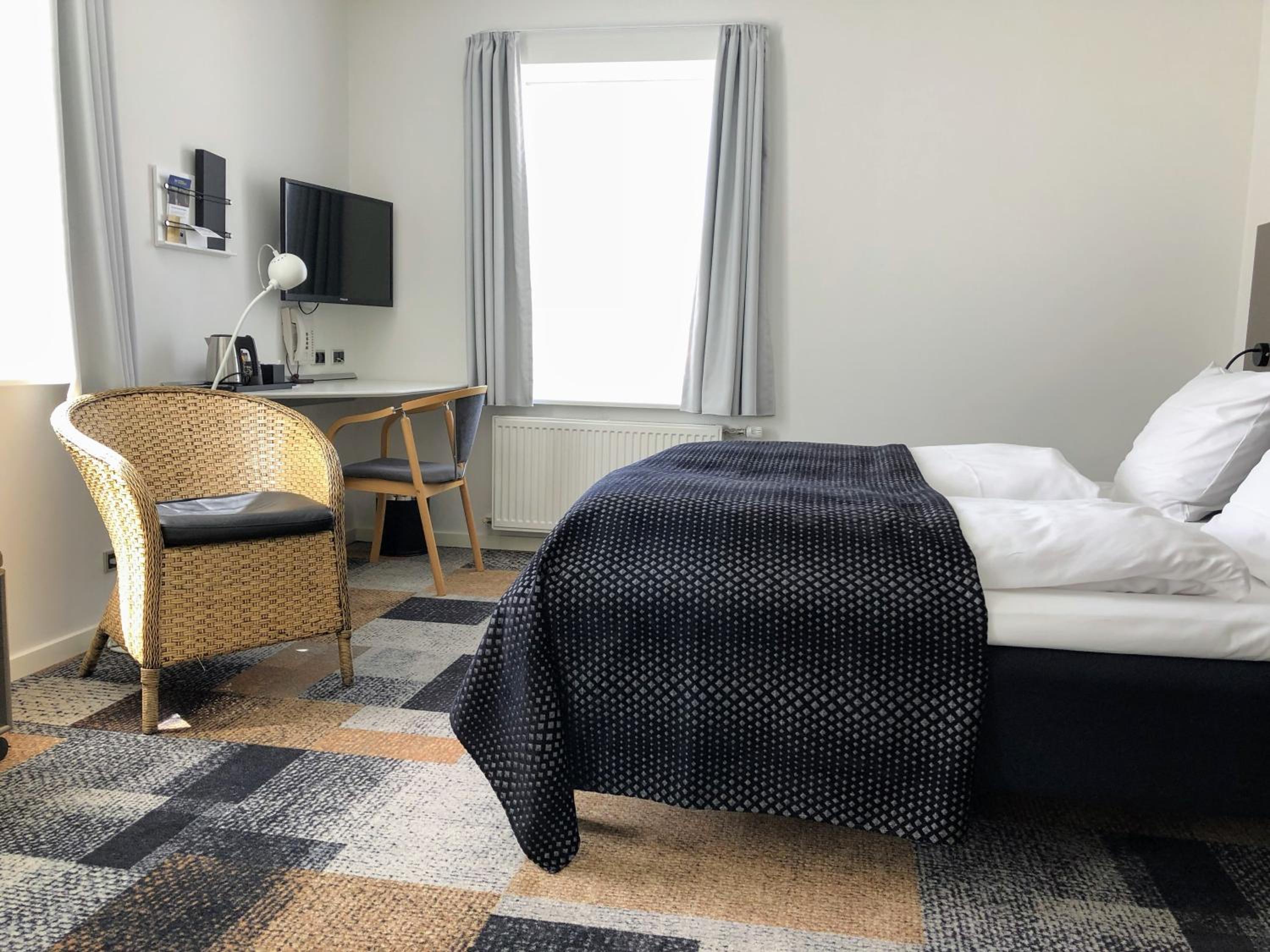 Standard Double Room - Photo 4