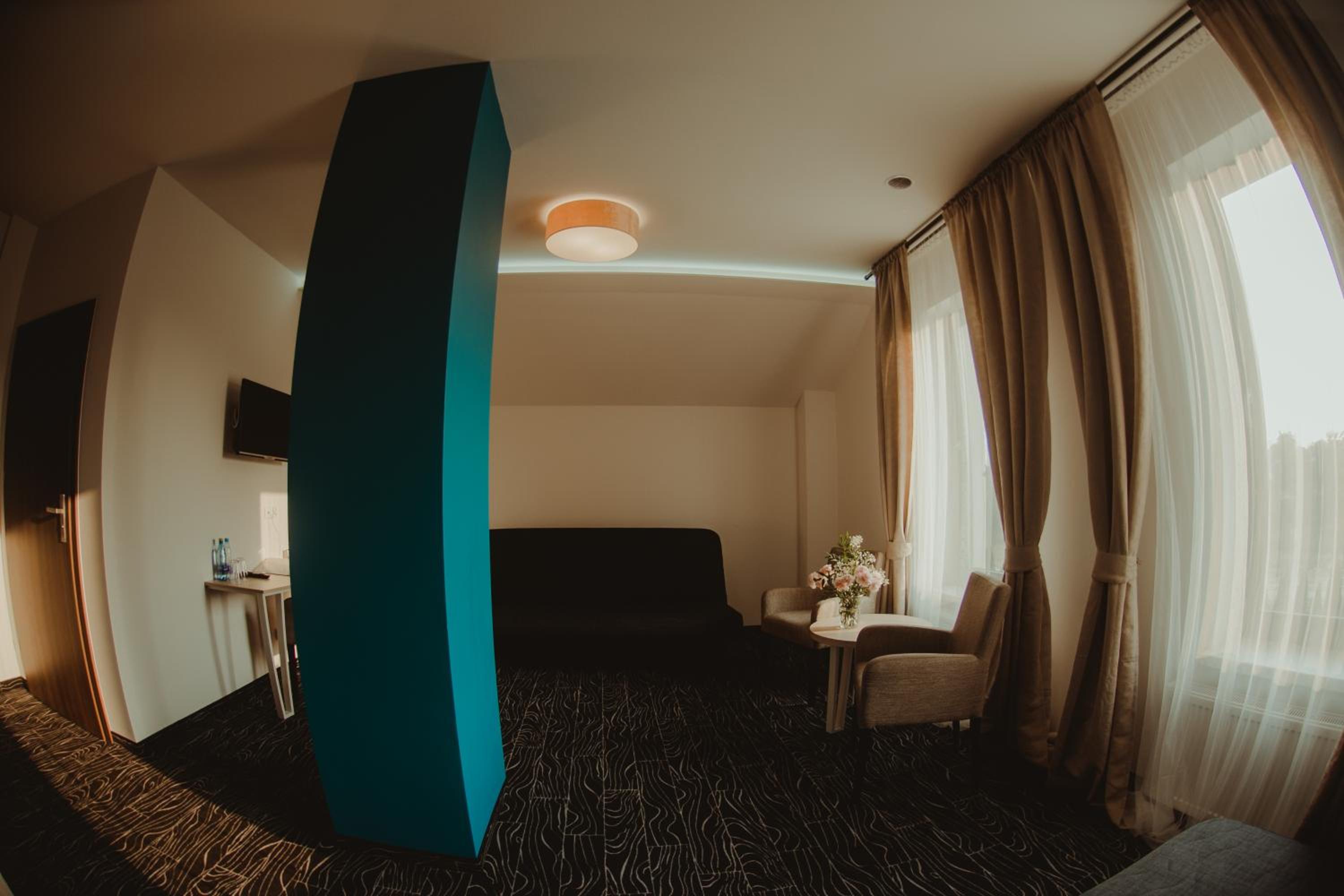Economy Triple Room - Photo 2