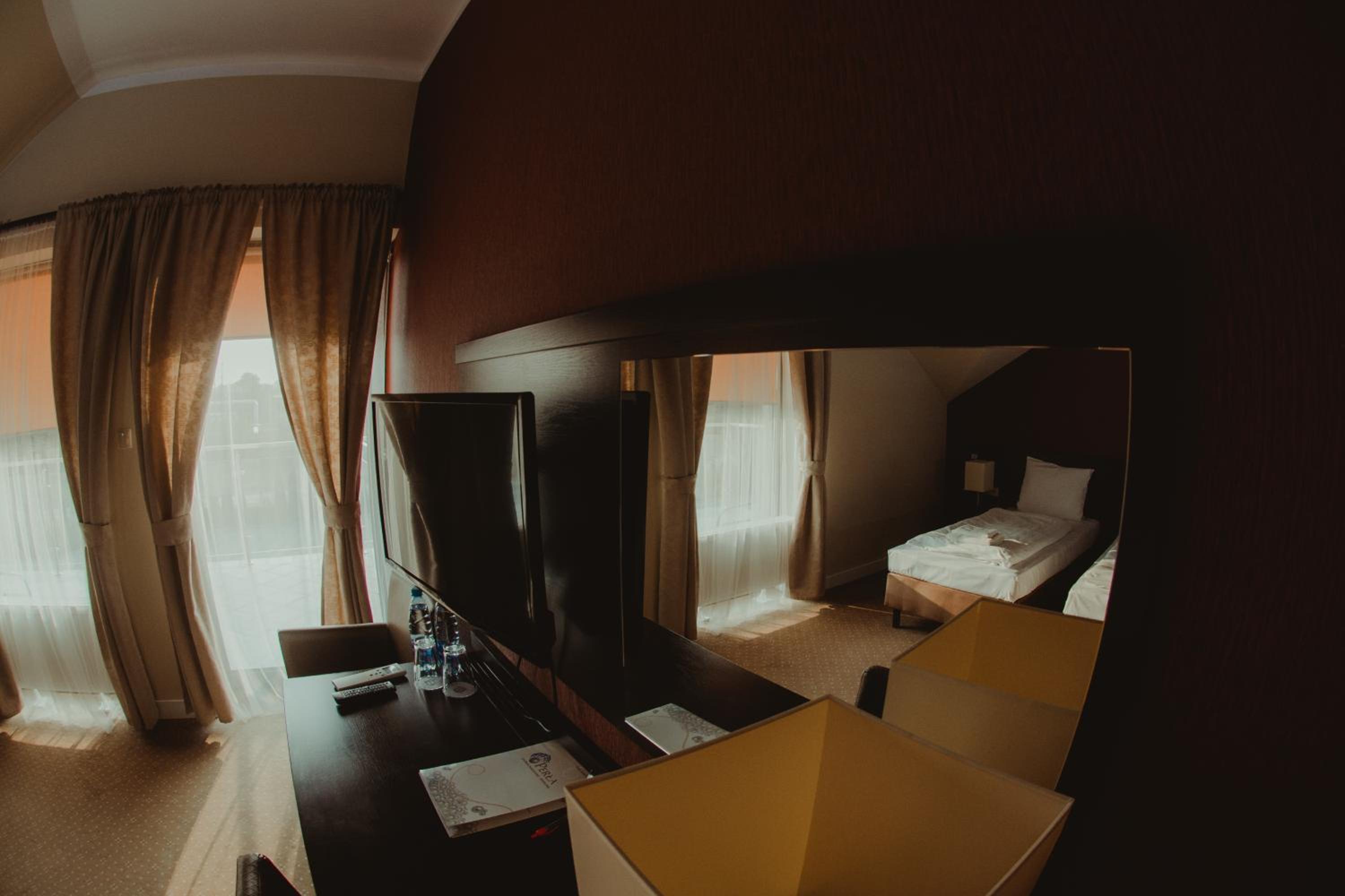 Double Room - Photo 7