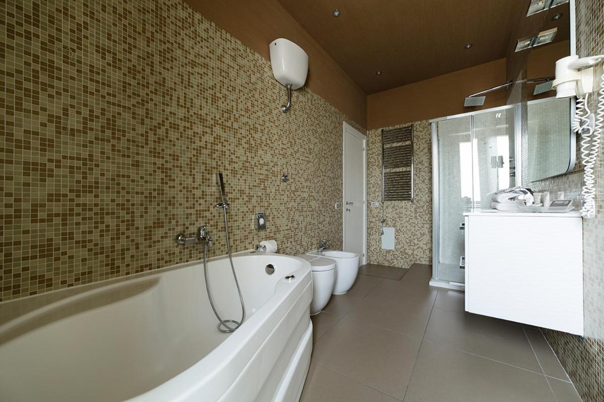 Superior Double Room - Photo 13