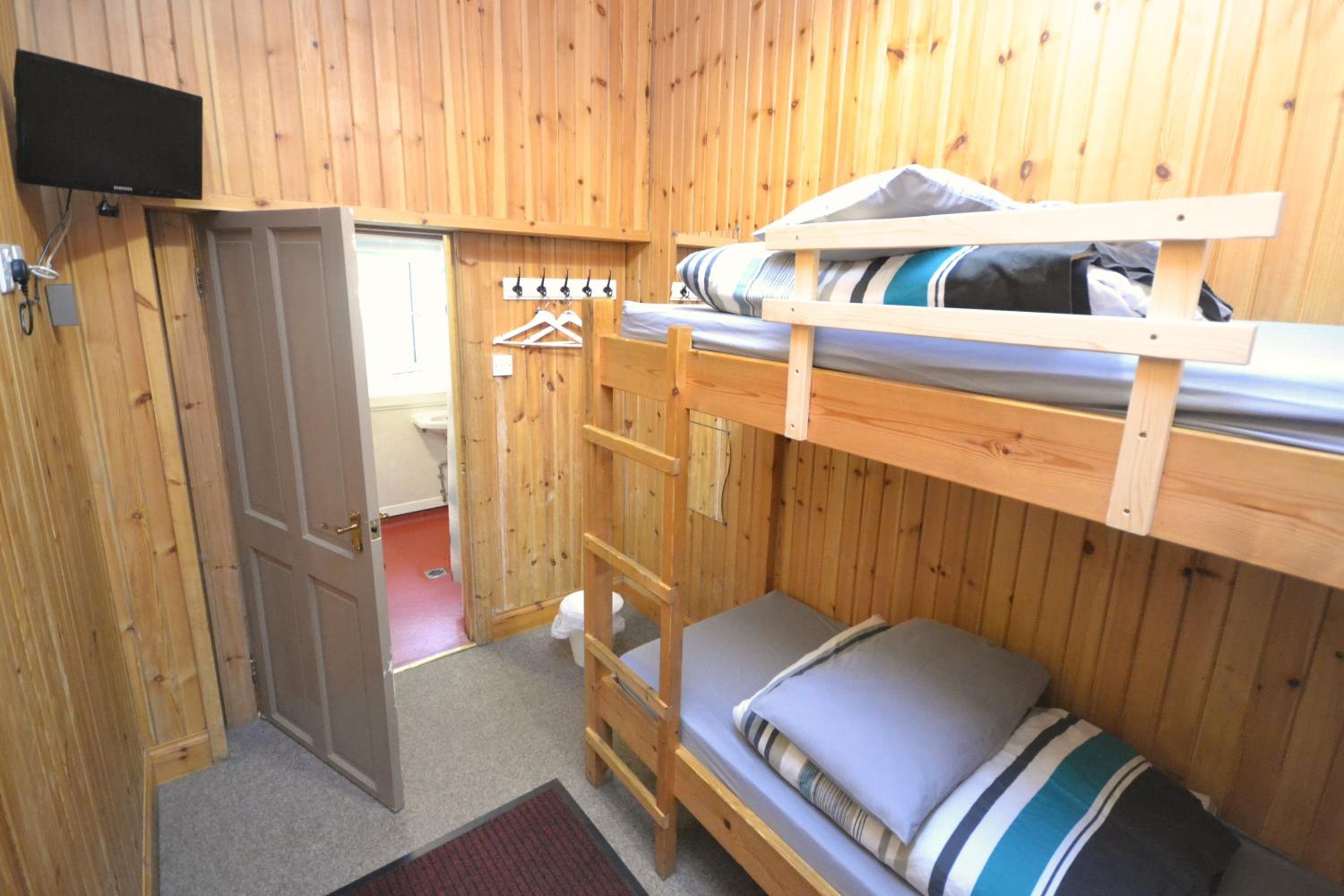 Twin Room - Photo 5