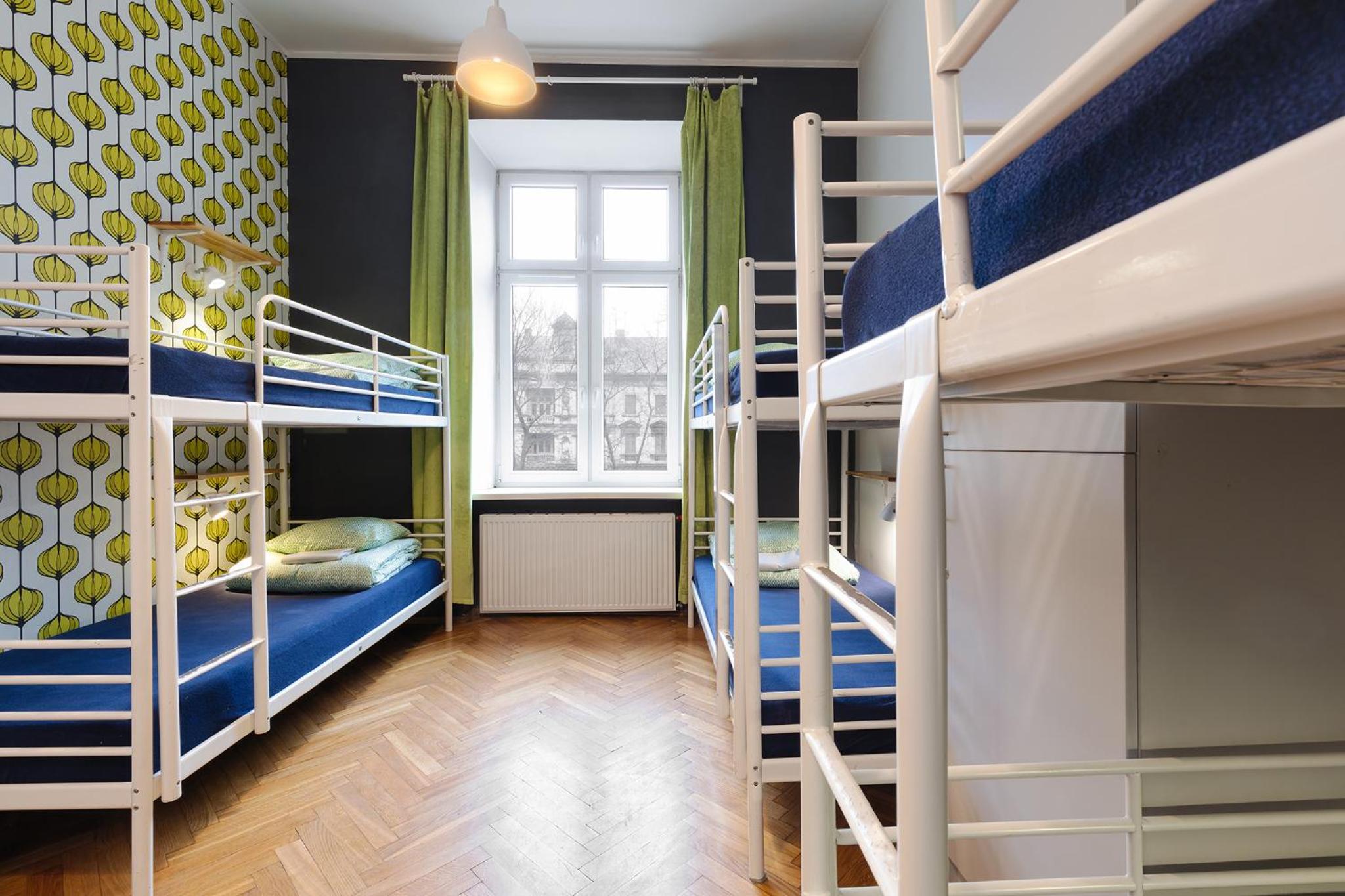 Room for 6 People with Shared Bathroom photo 1