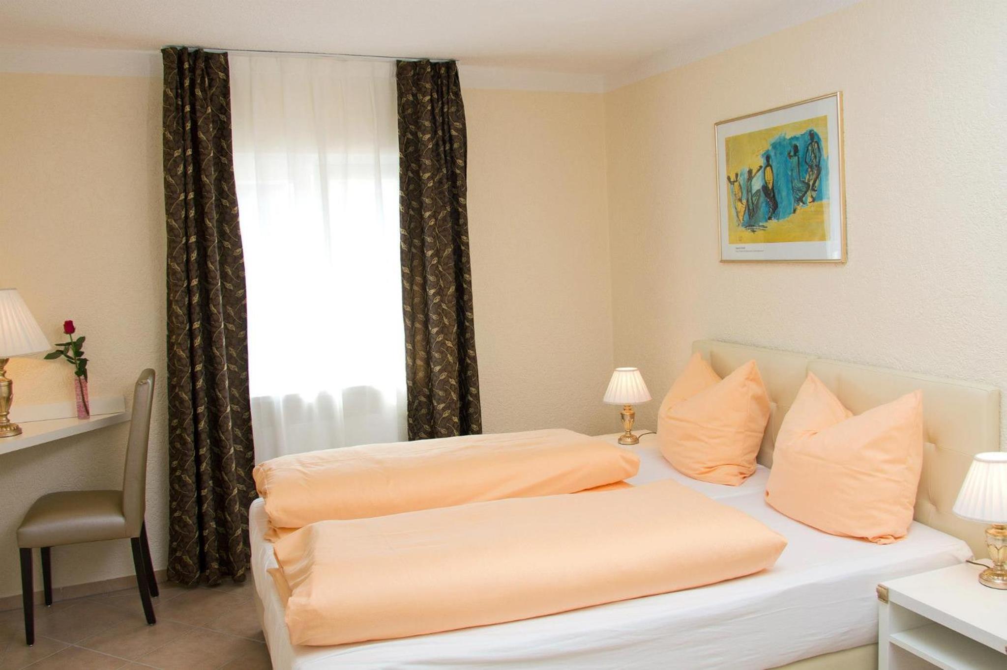 Double Room - Photo 6