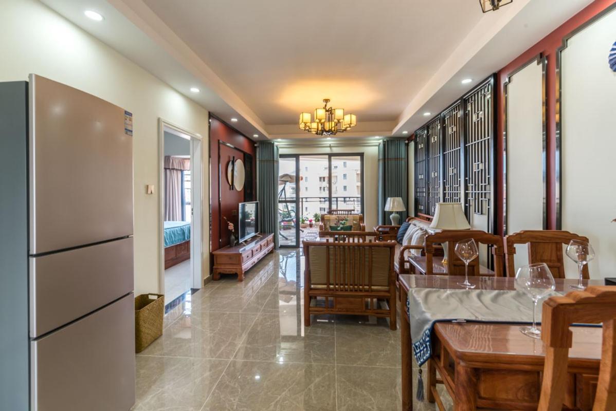 Apartment with Balcony photo 1