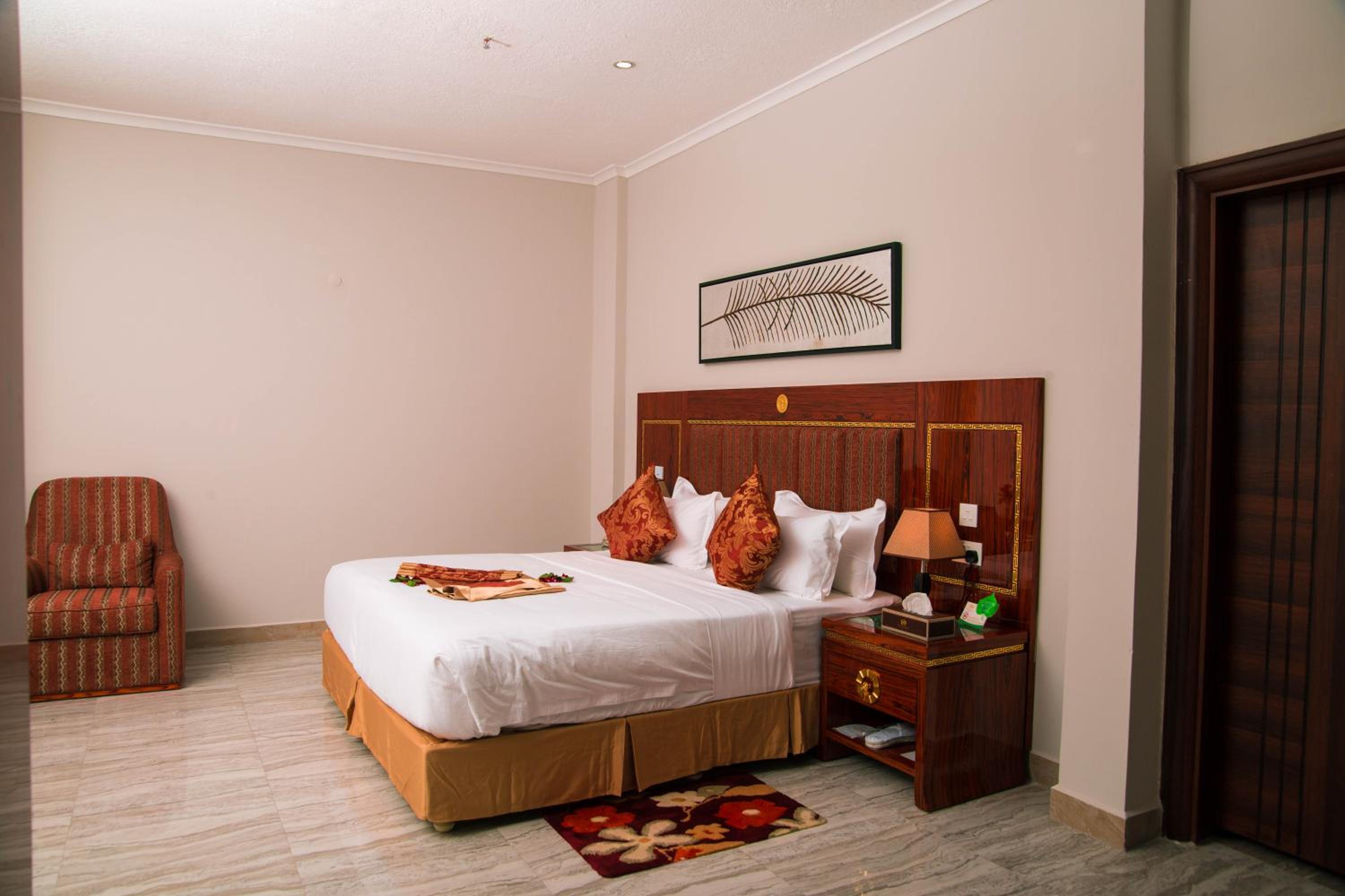 Superior King Room