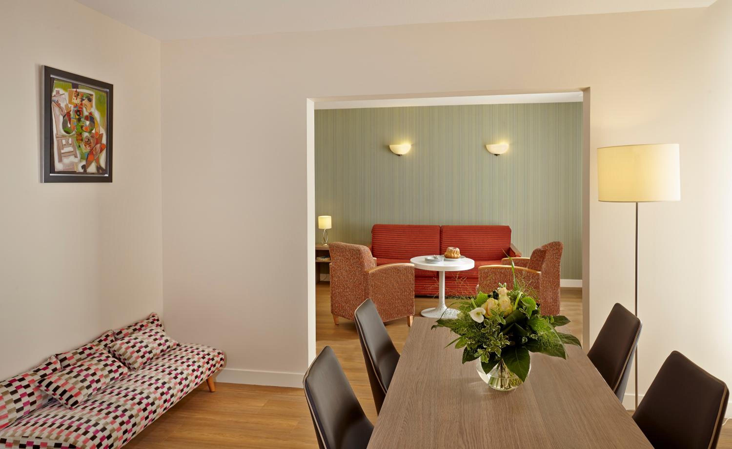 Deluxe Apartment