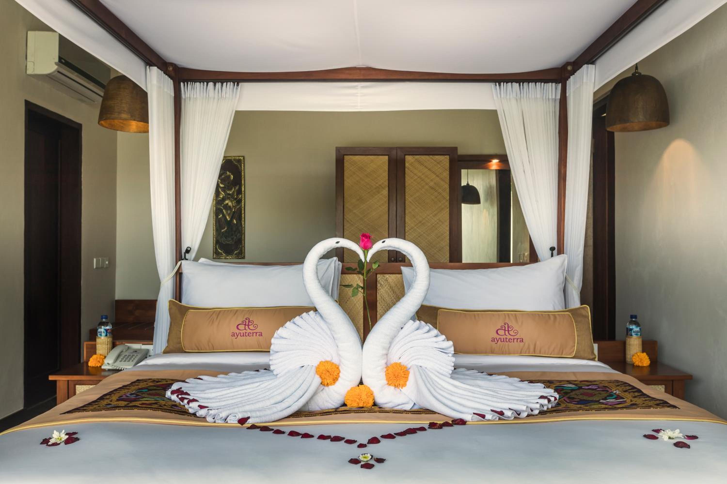 Flash Deal- Deluxe One-Bedroom Villa with Private Pool (Room Only)