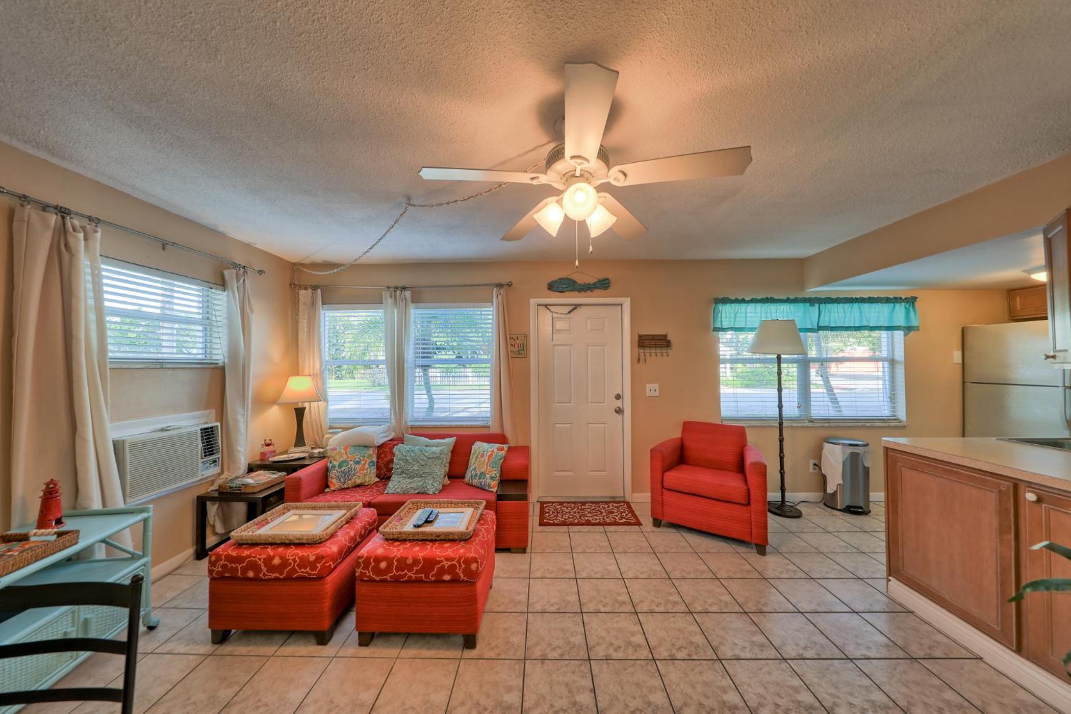 BeachTrail Lodging at Indian Rocks Beach Apartment 3