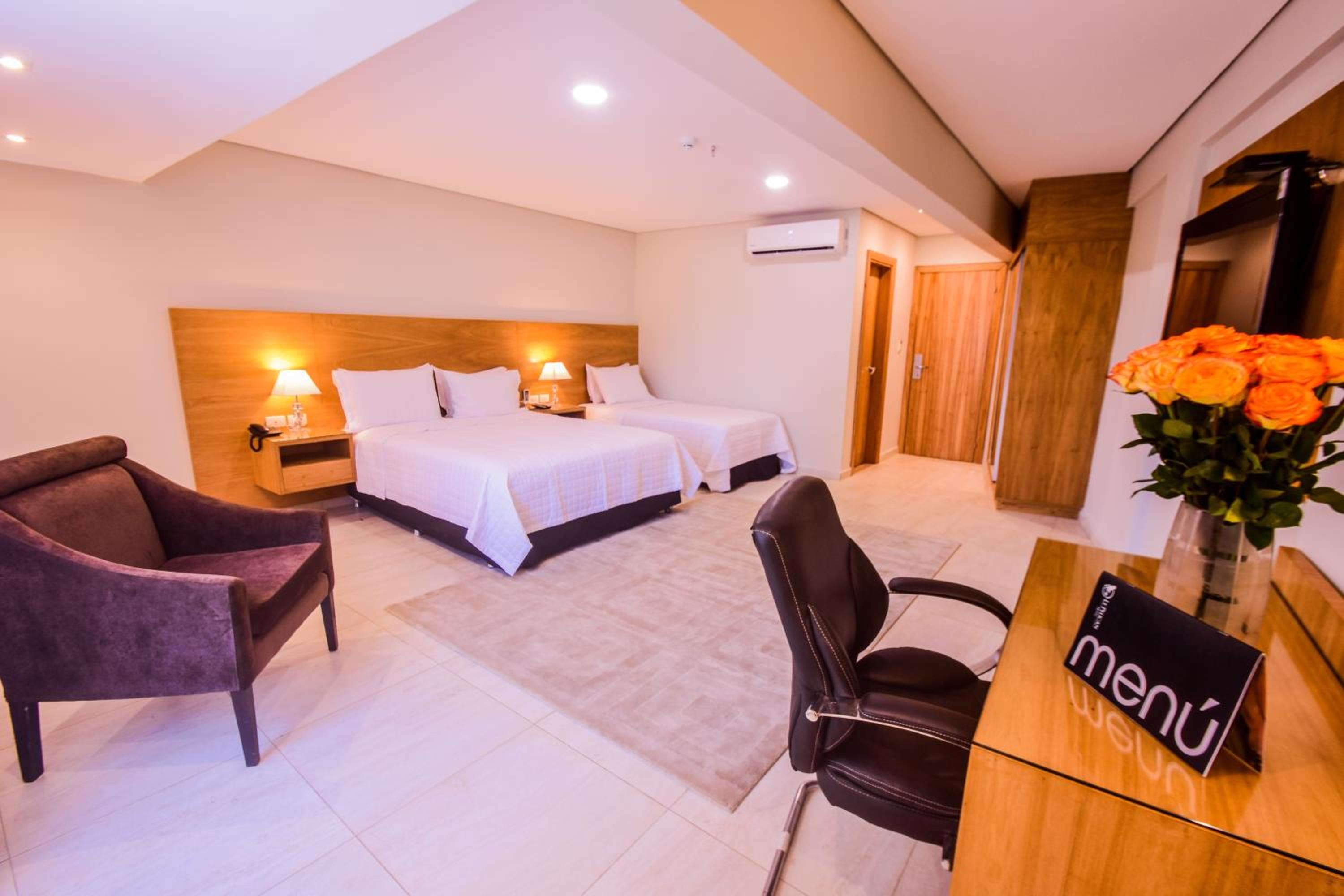 Deluxe Room (1 adult + 1 child) photo 1