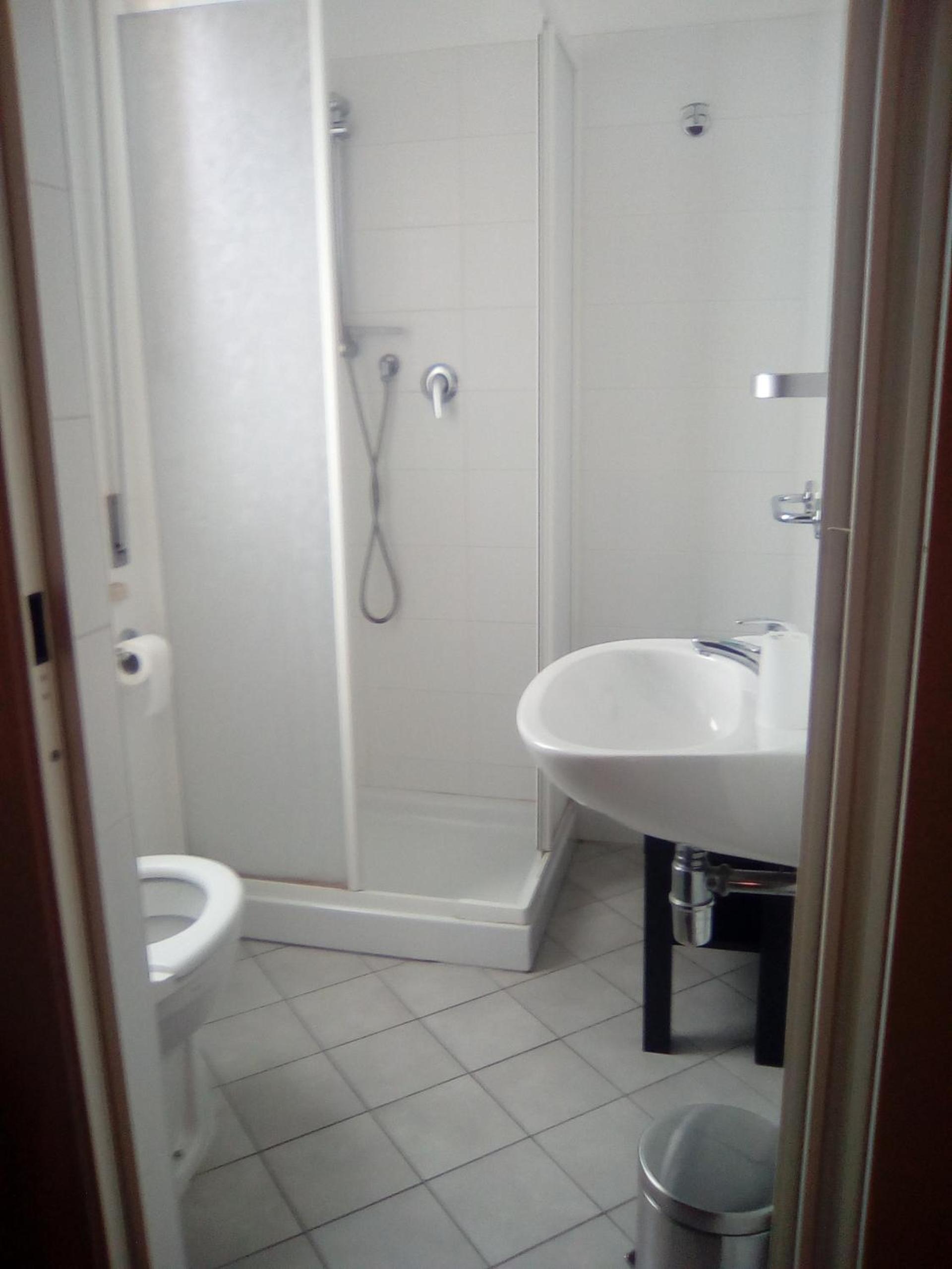 Double Room - Photo 22