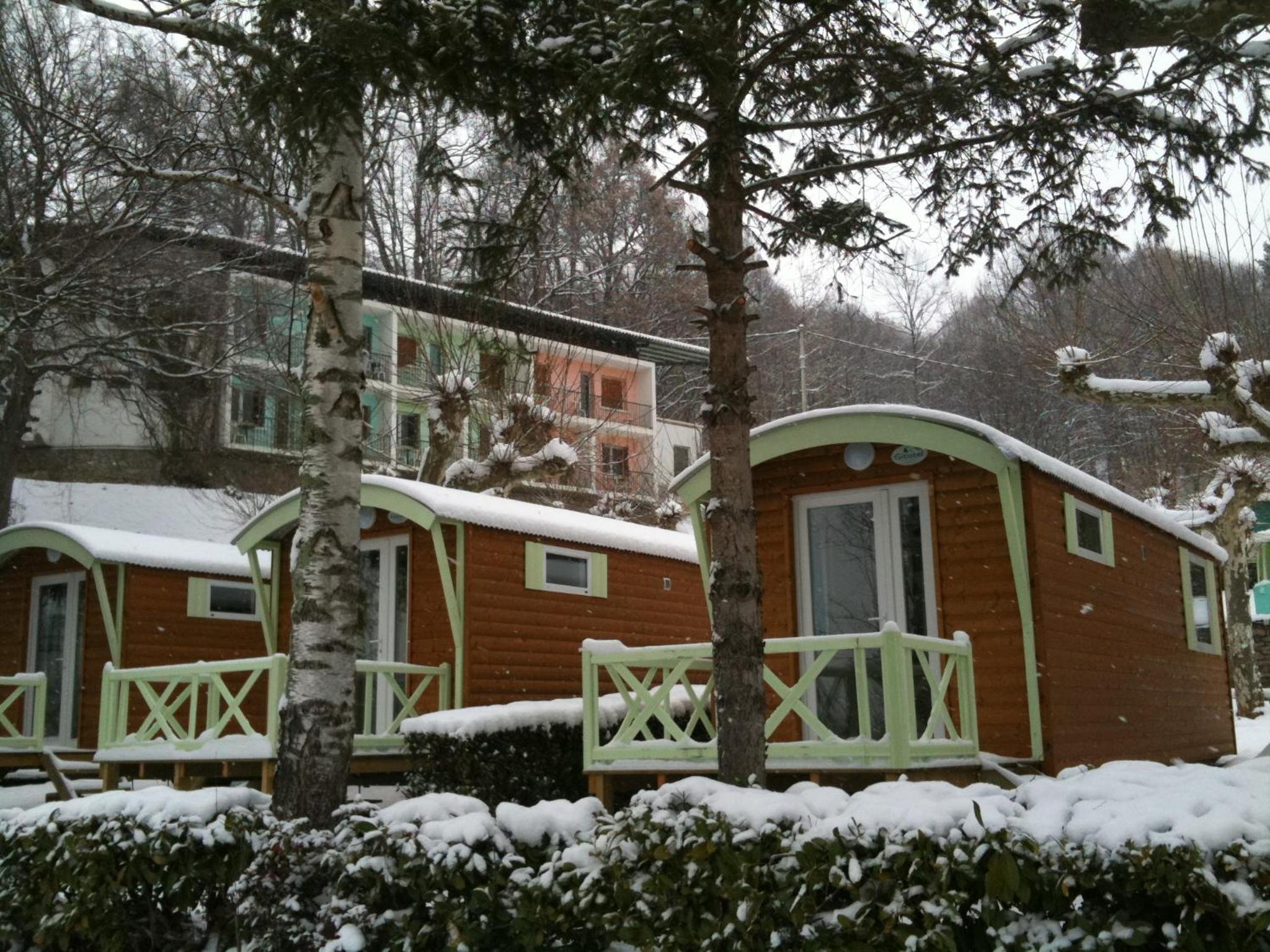 Wooden Caravan photo 2
