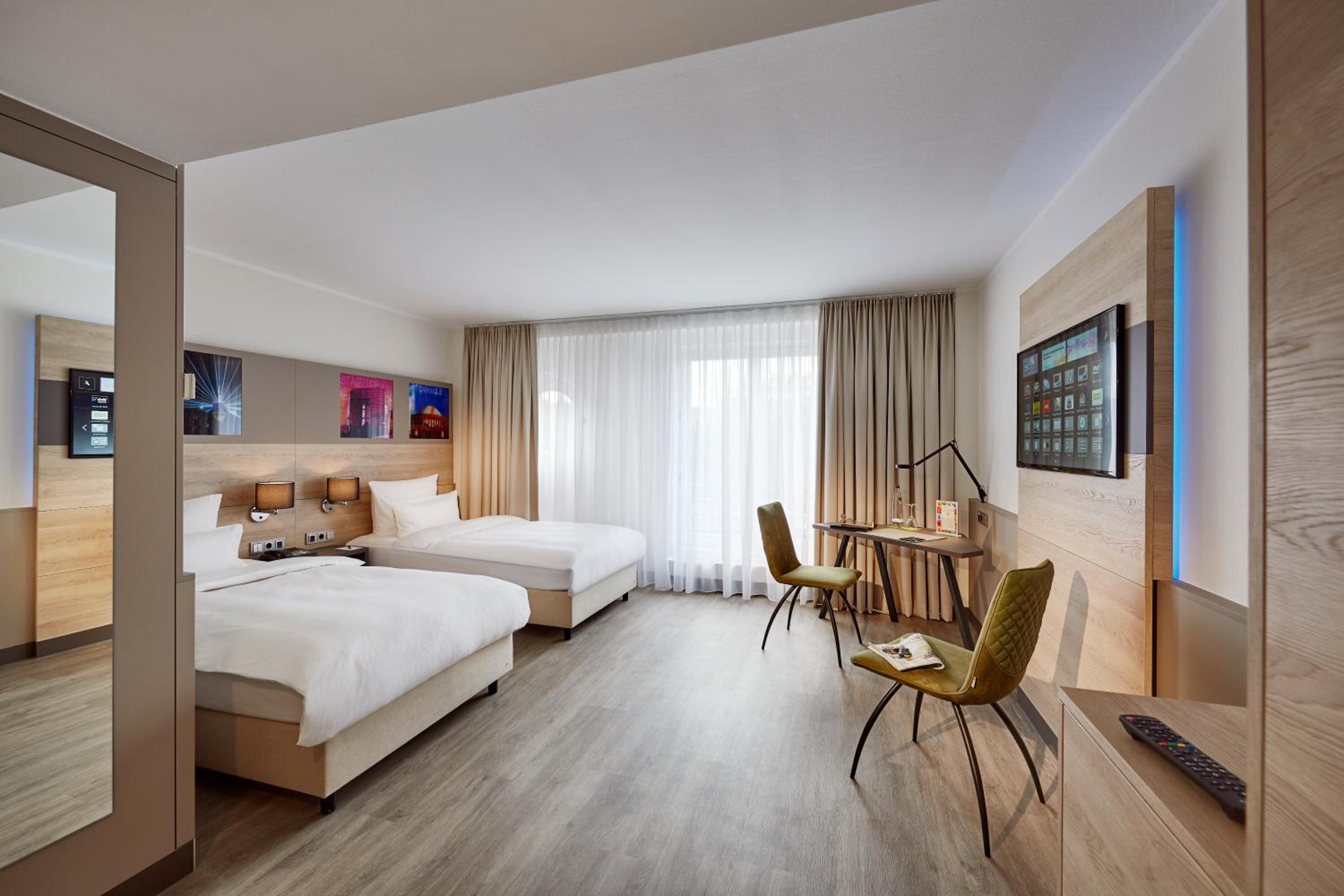 Deluxe Twin Room - Photo 19