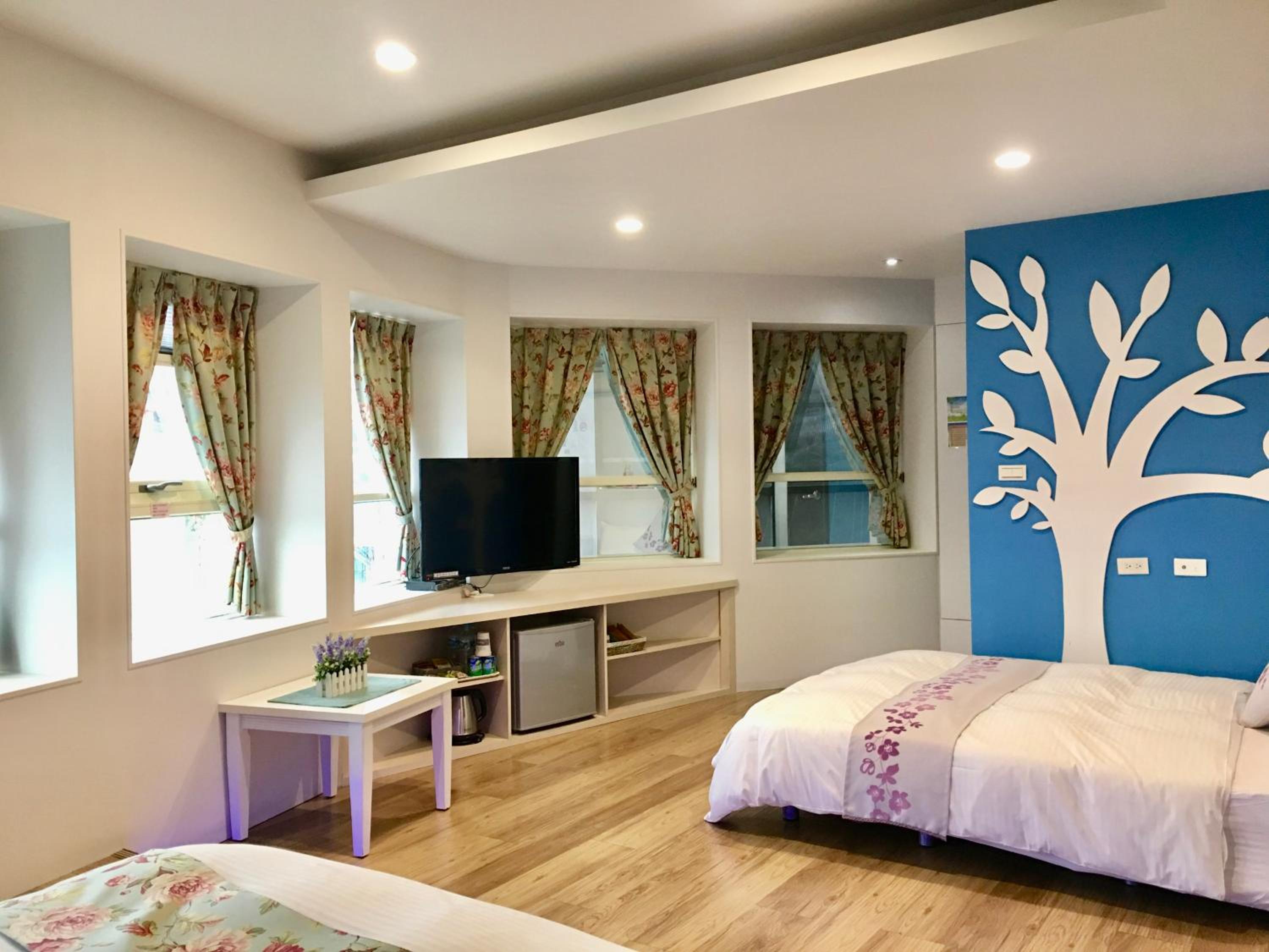 Double Room - Photo 7