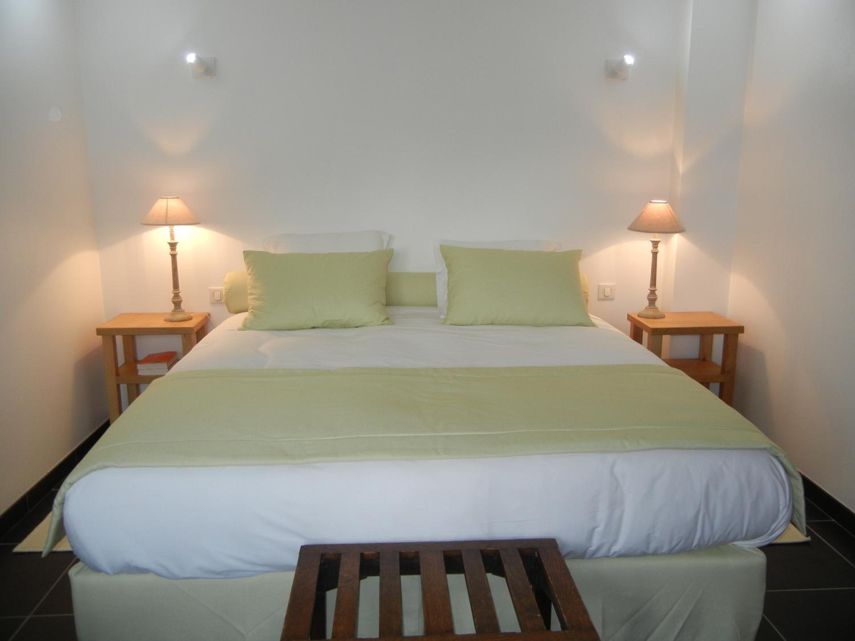 Family Suite (4 Adults + 1 Child) photo 2
