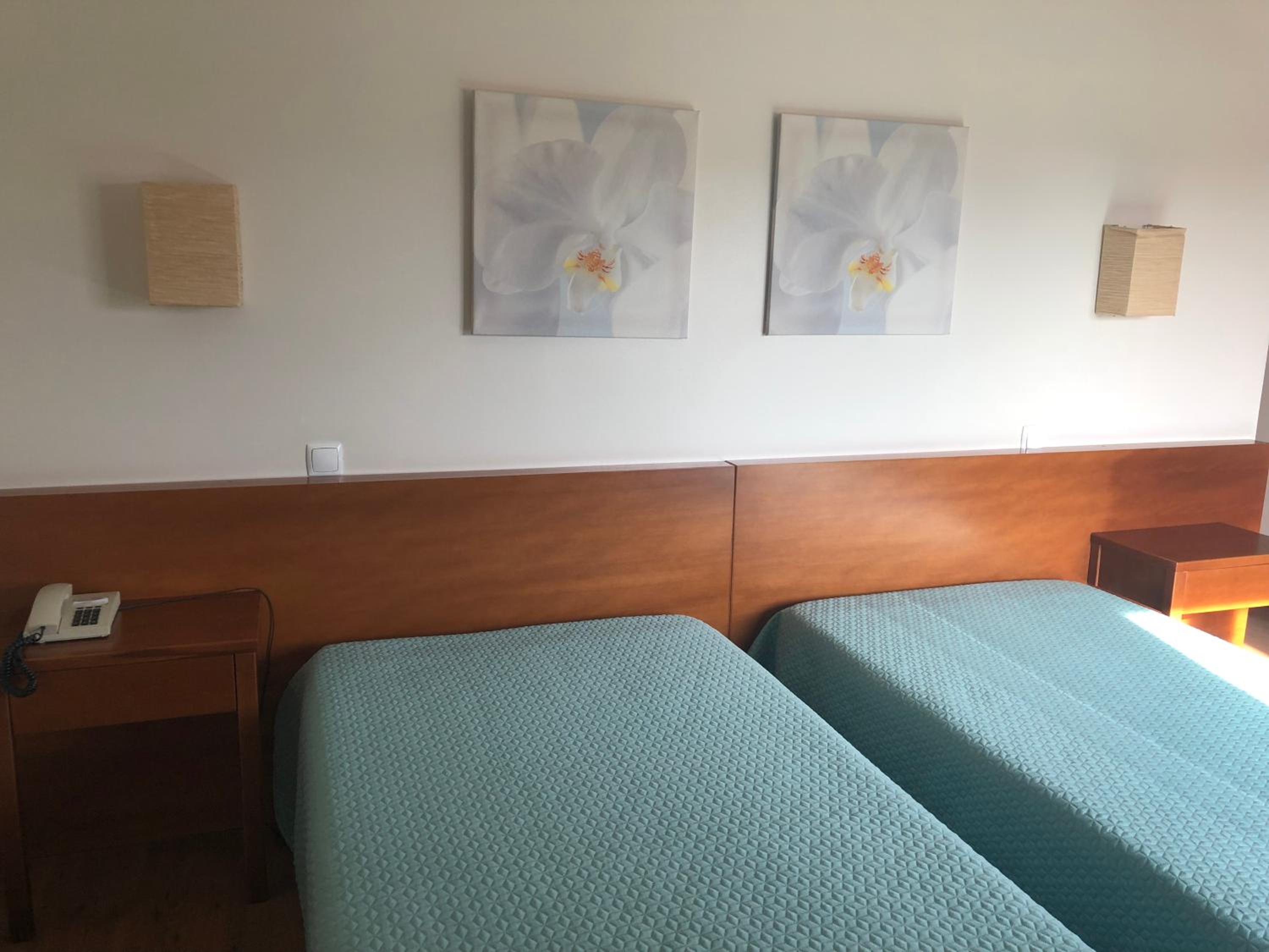Twin Room - Photo 1