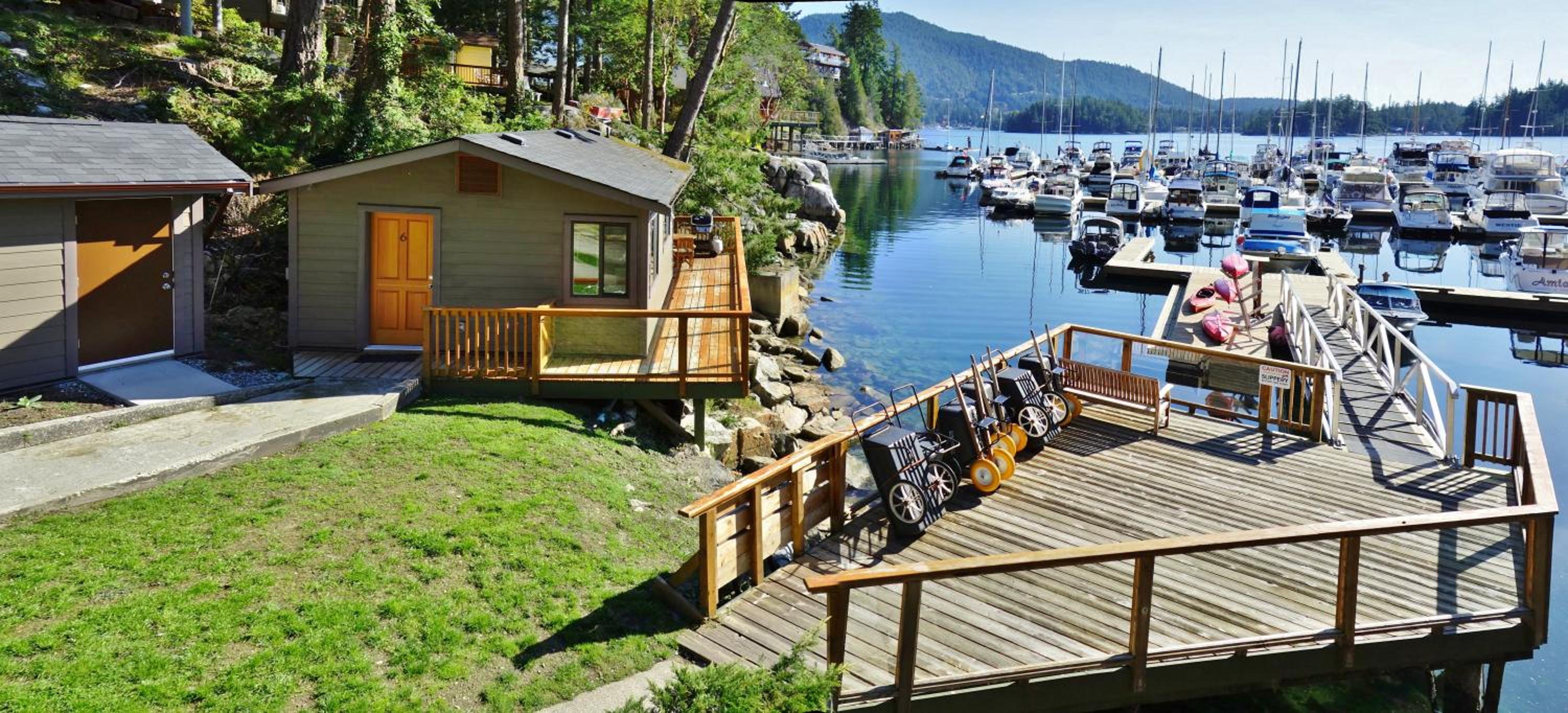 Studio Oceanfront Cottage photo 1