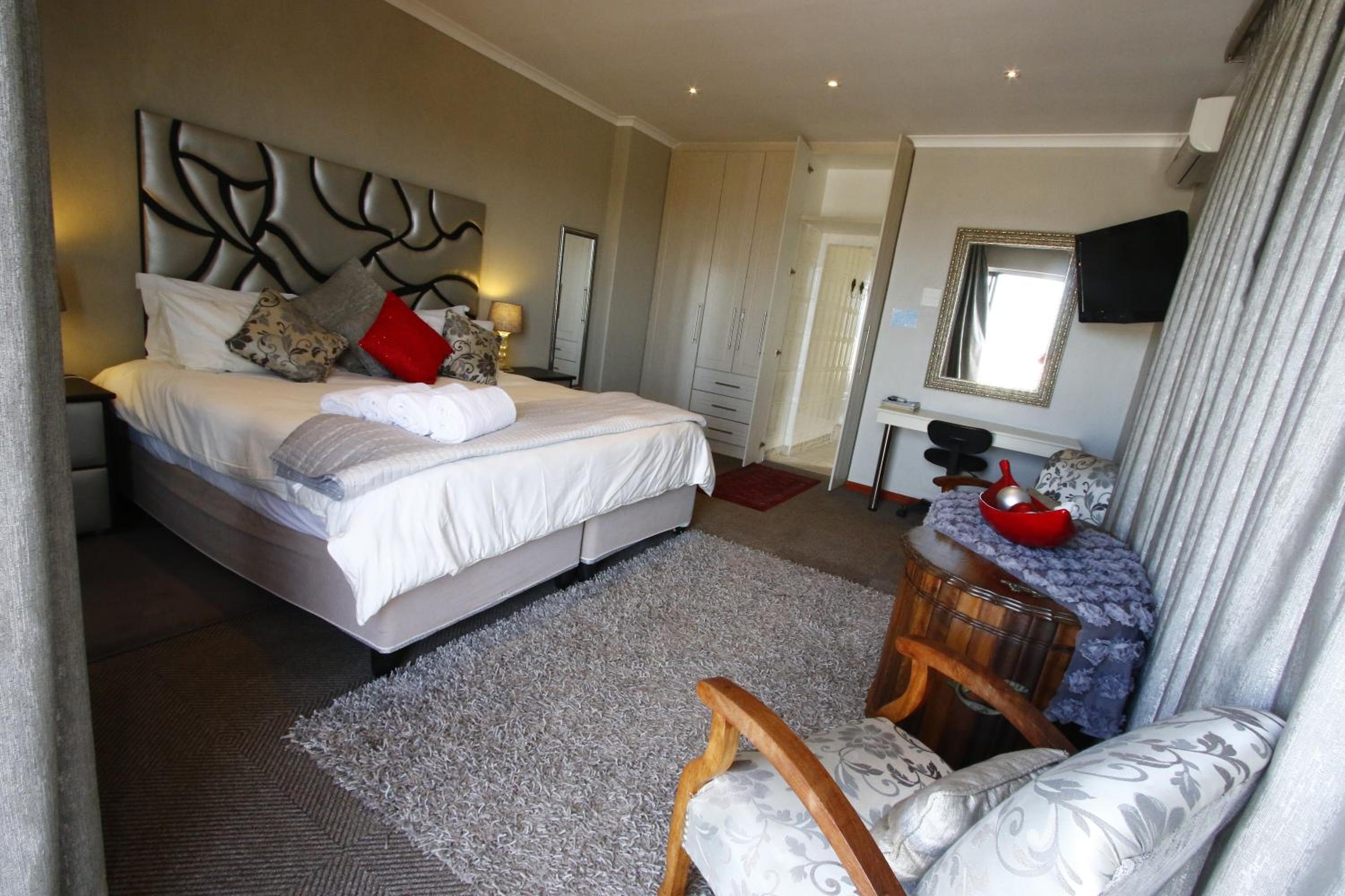 Luxury Double Room - Photo 2