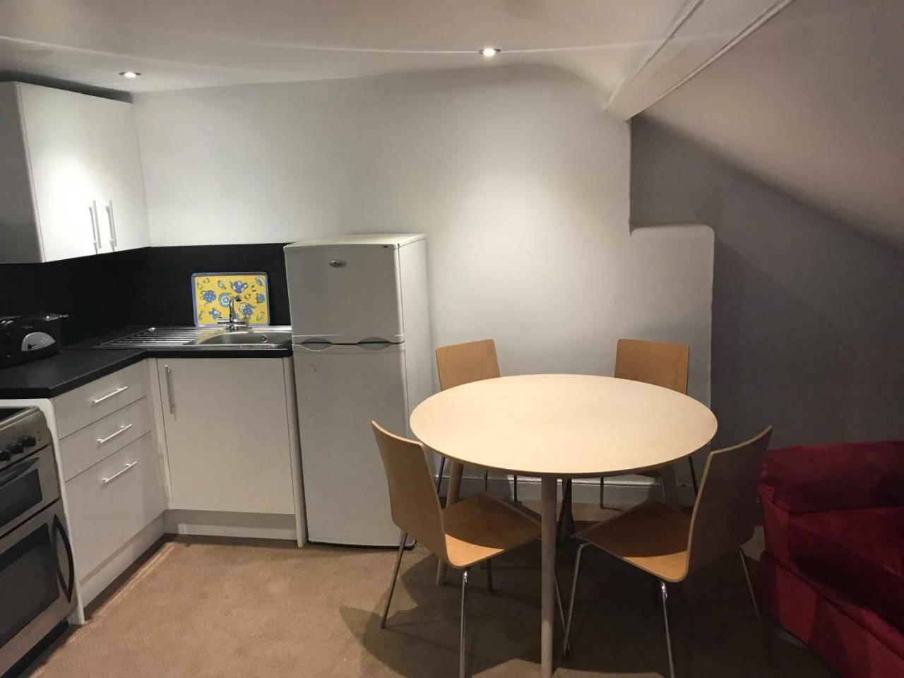Apartment - Photo 19