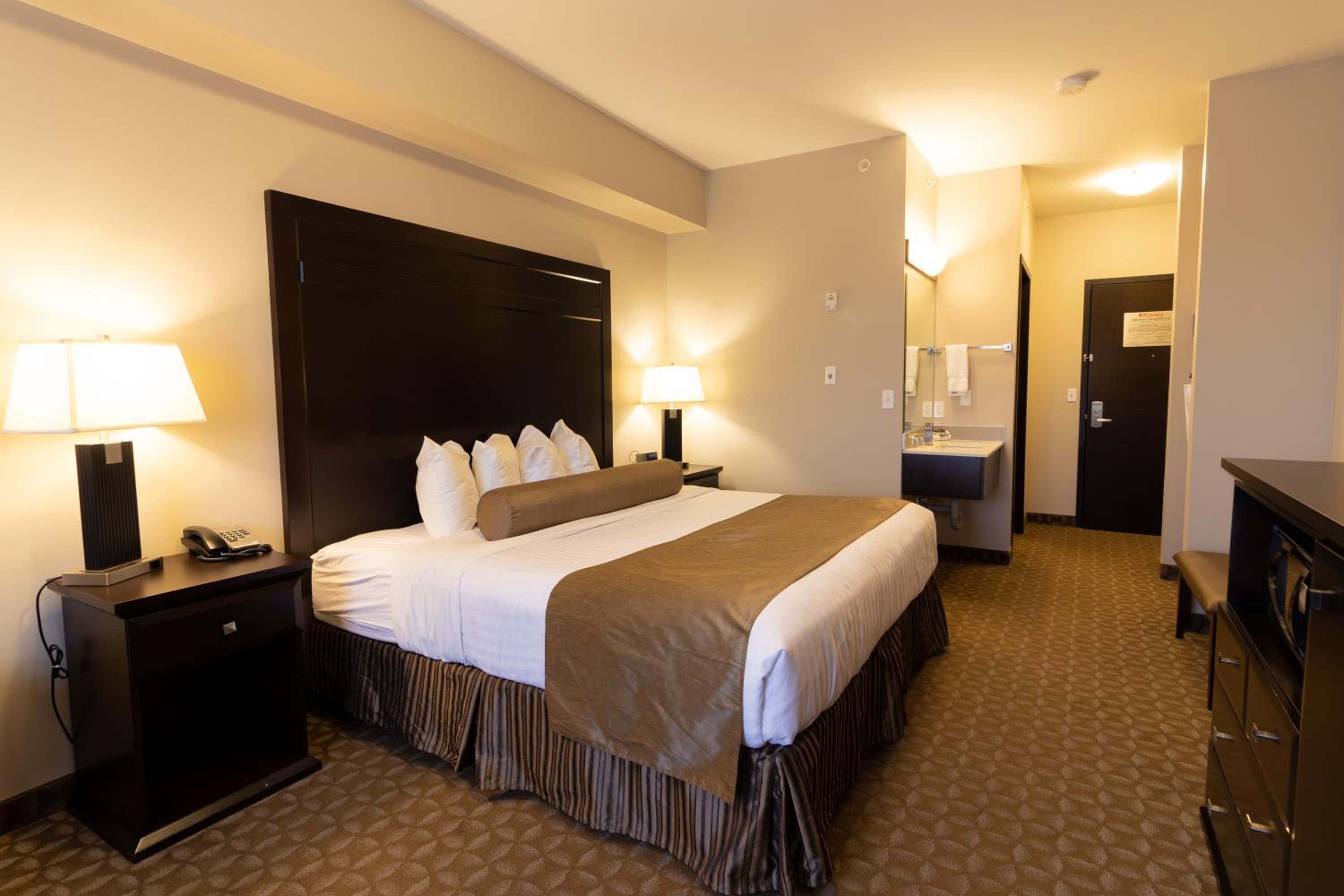 Deluxe King Room