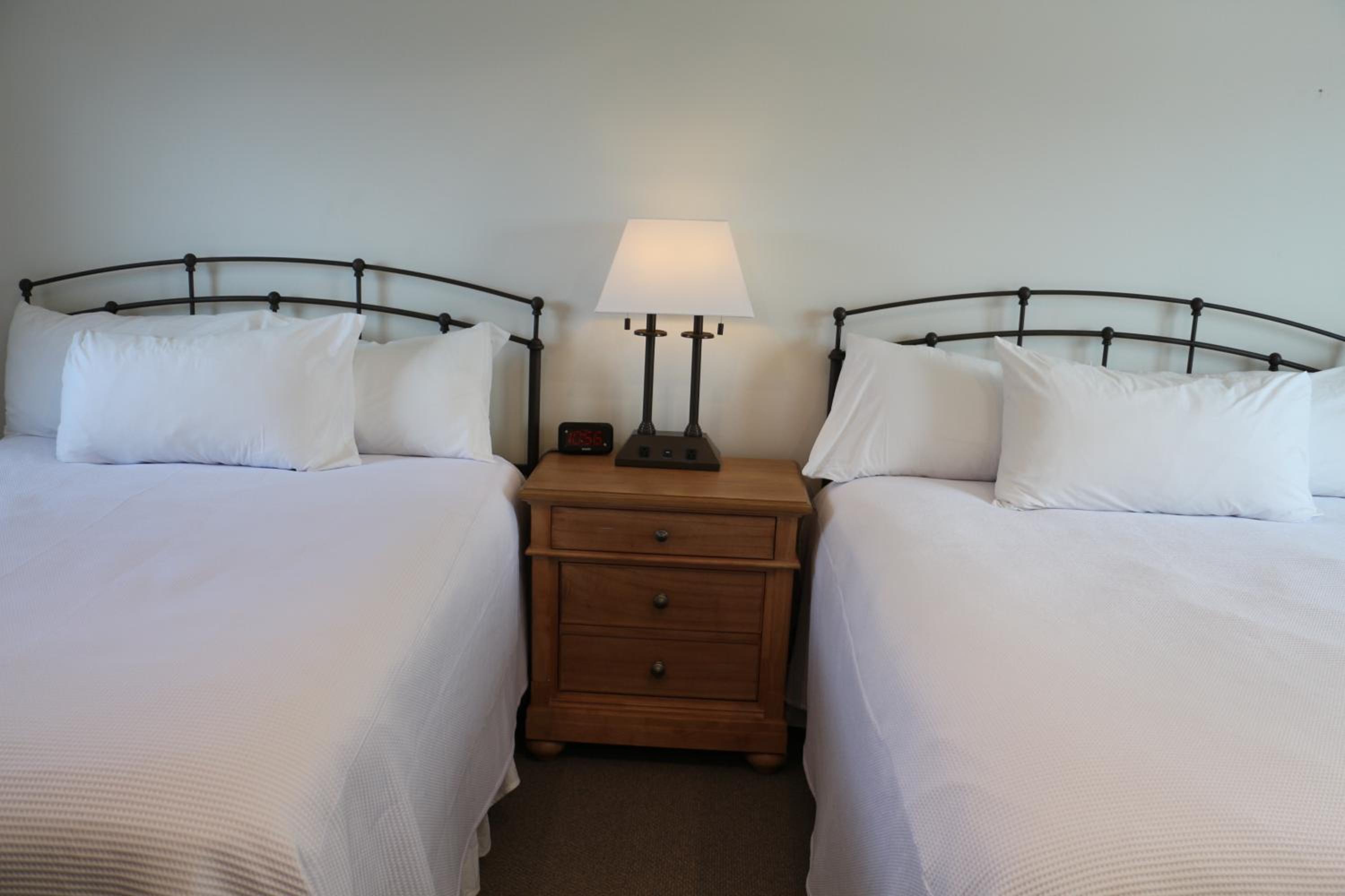 Deluxe Family Suite photo 2