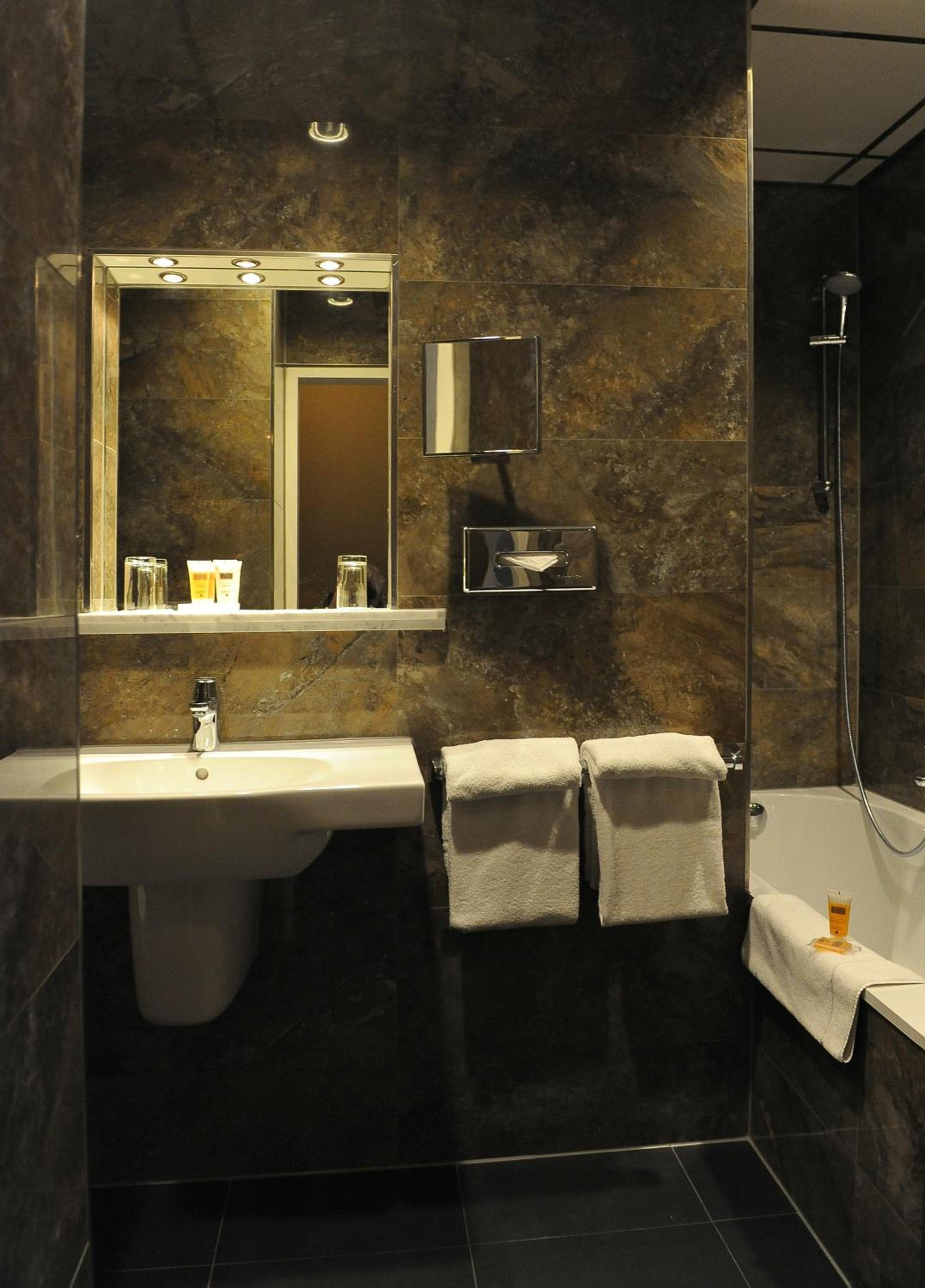Deluxe Twin/Double Room photo 3