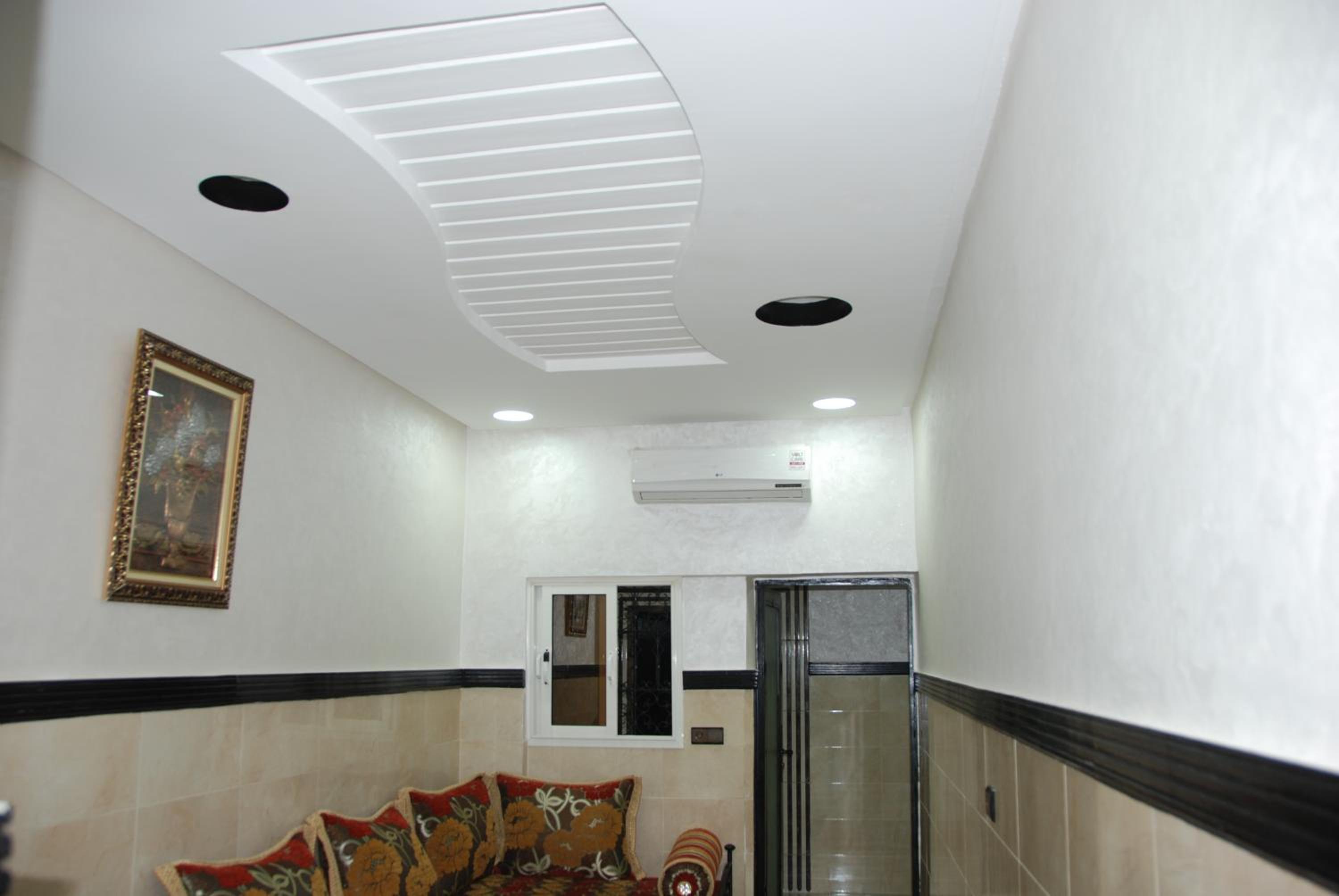 Family Studio - Photo 2