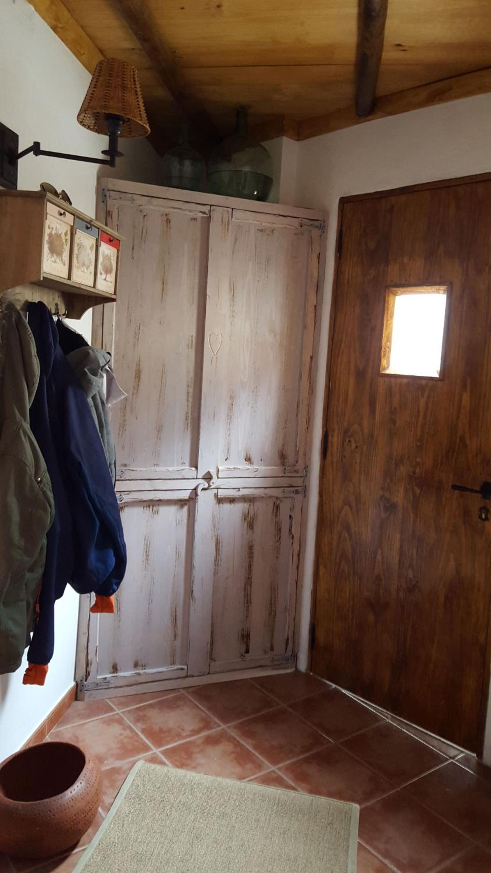 One-Bedroom House - Photo 18