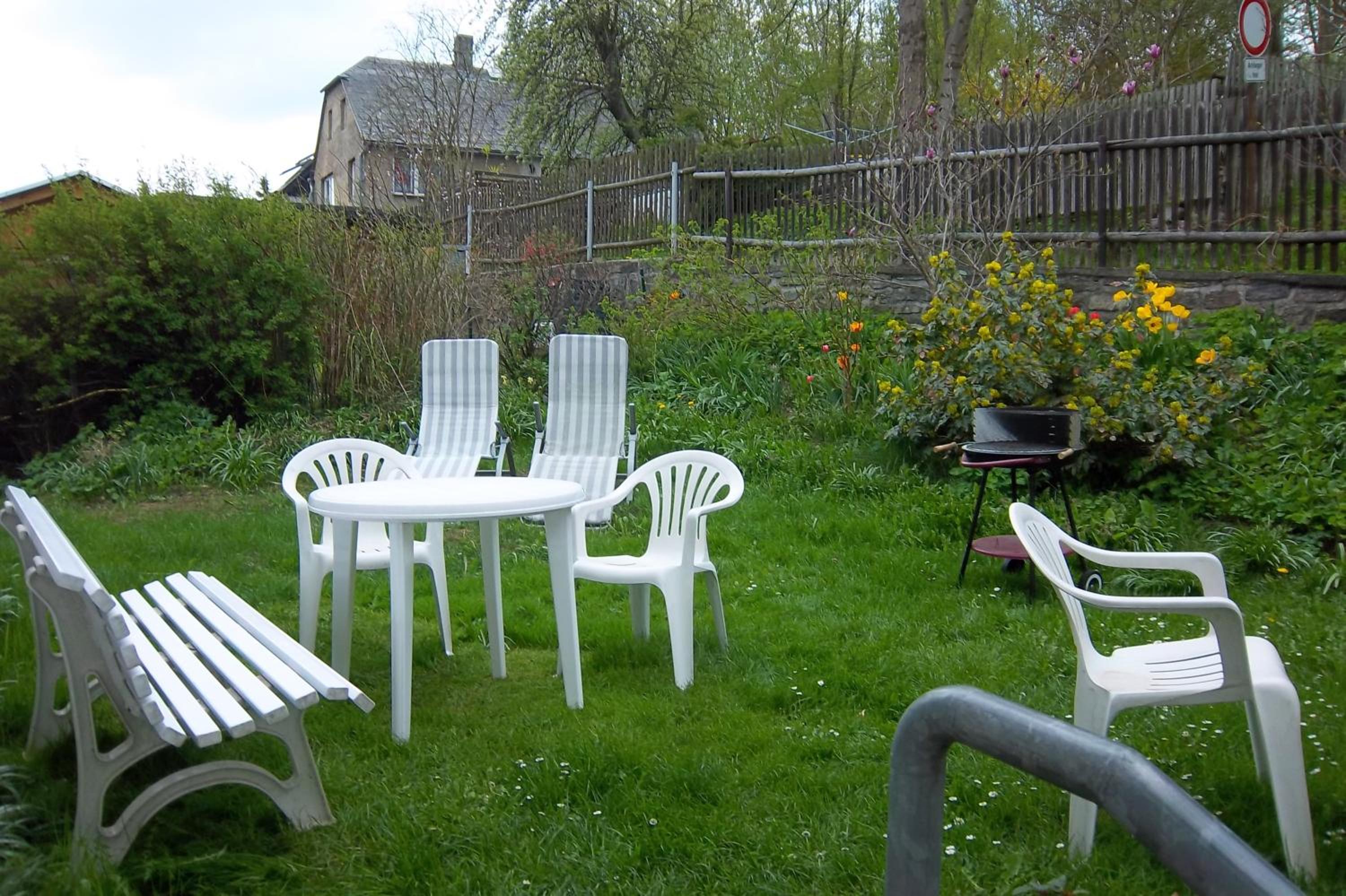 One-Bedroom Apartment (2 - 4 Adults) photo 2