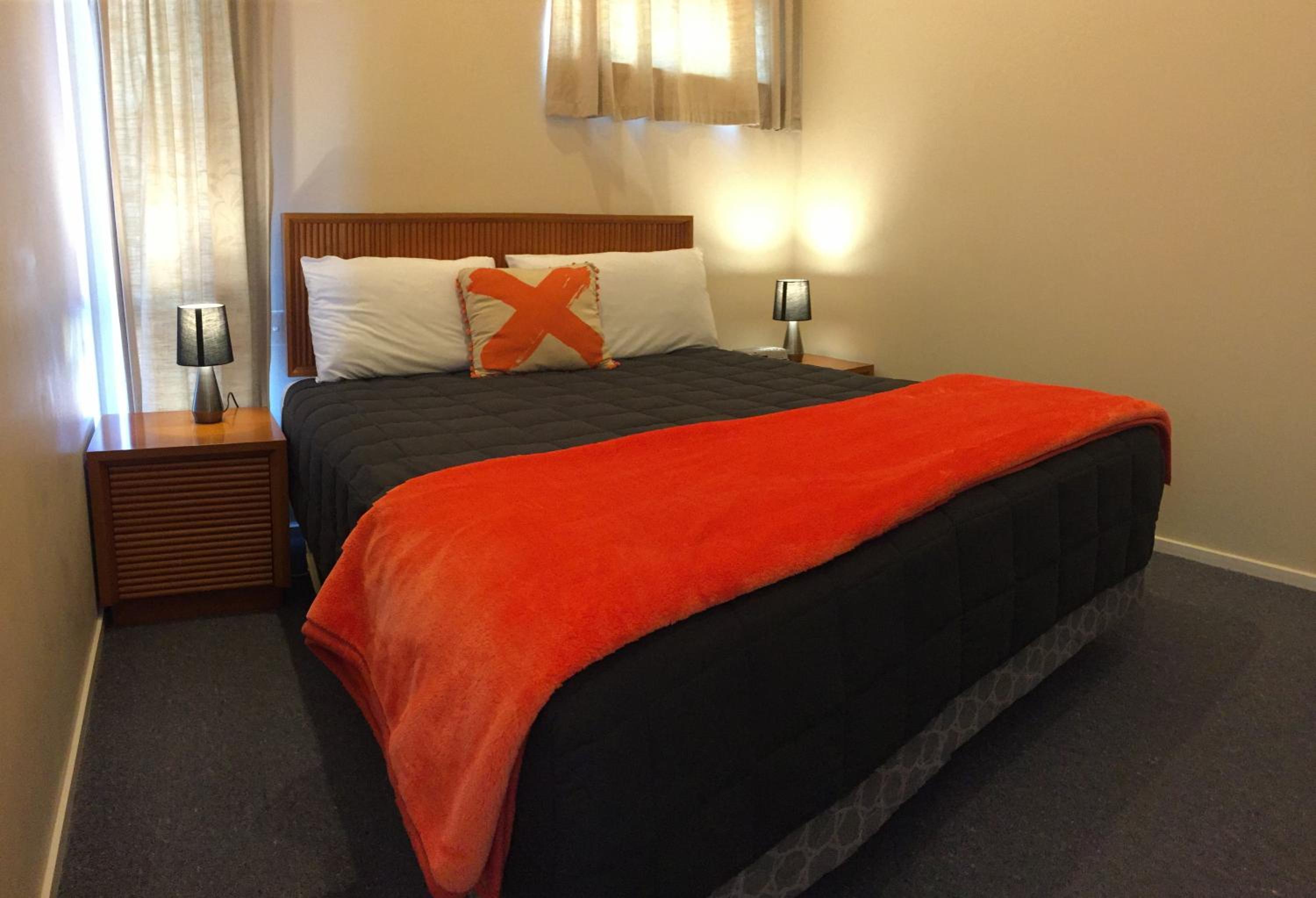 One-Bedroom Suite with Loft and Sea View - Upper Floor