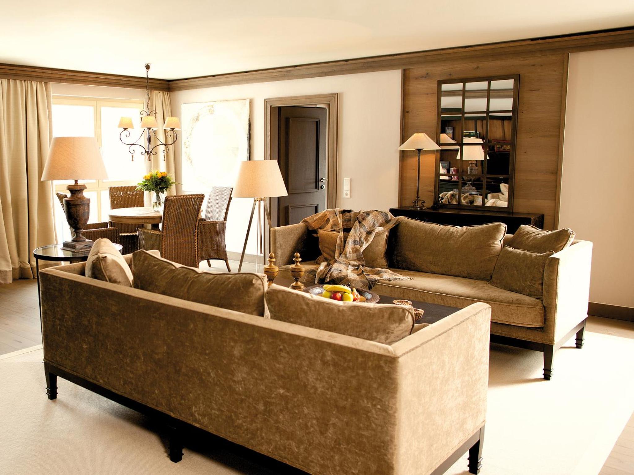 Premium Suite