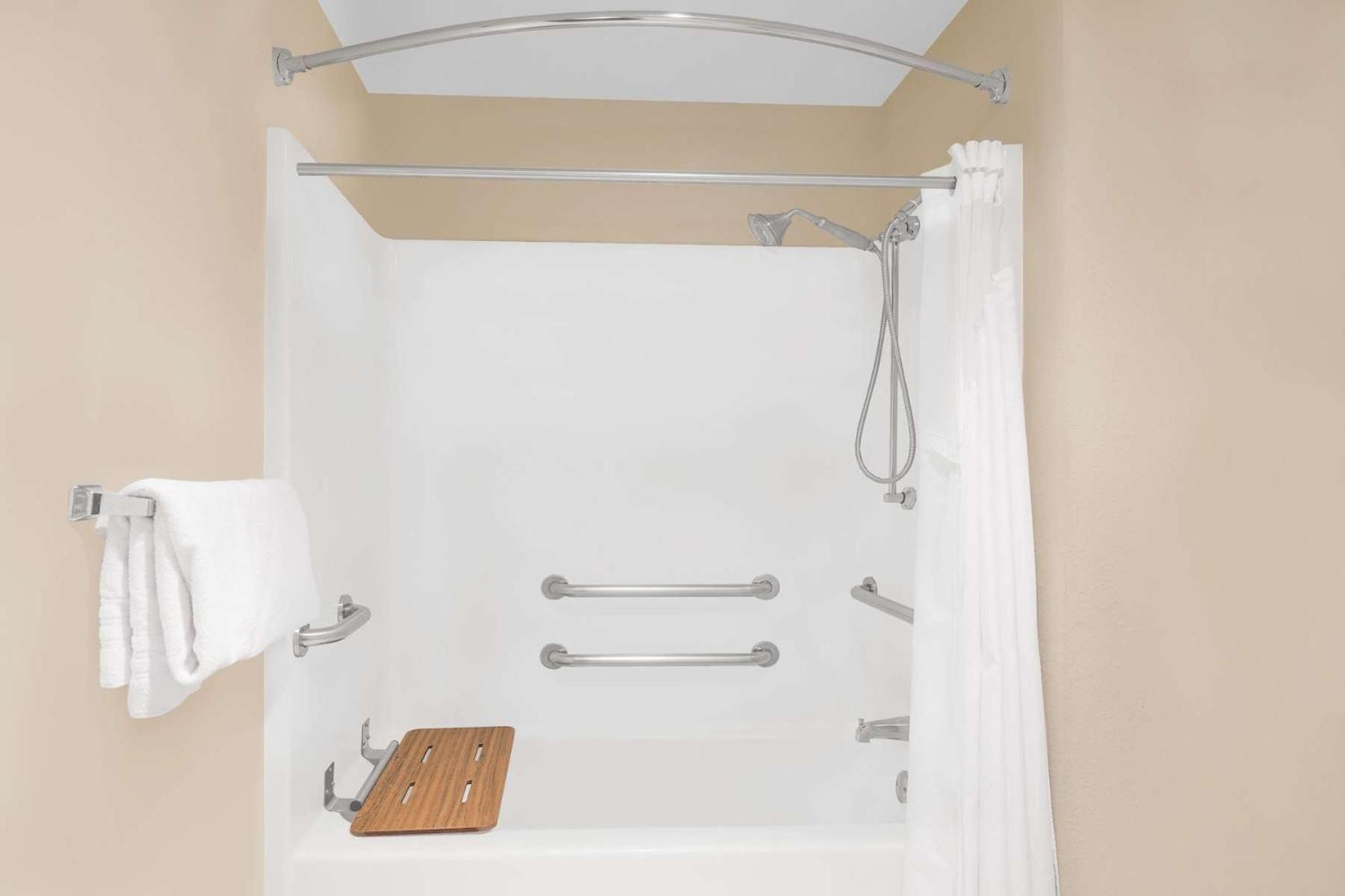 Queen Room - Disability Access/Non-Smoking - Photo 5