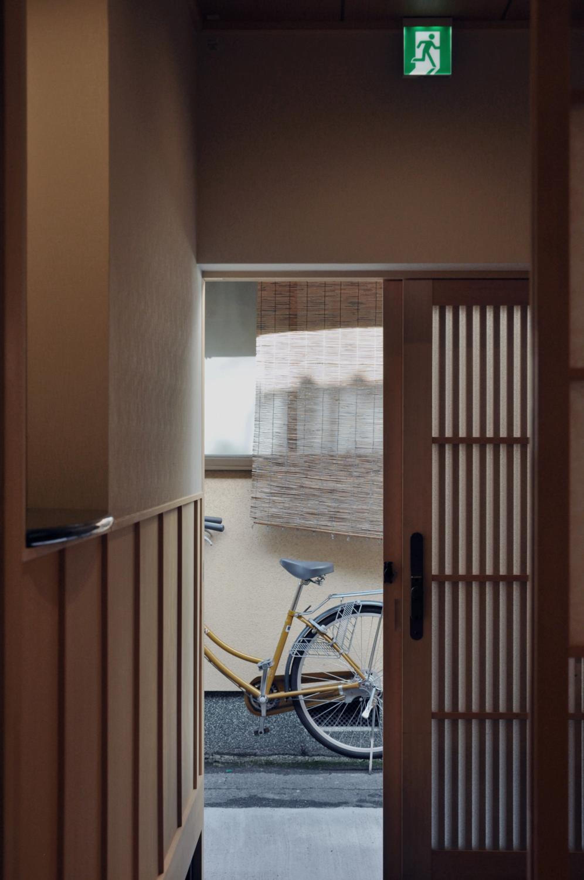 Three-Bedroom Townhouse - Photo 55