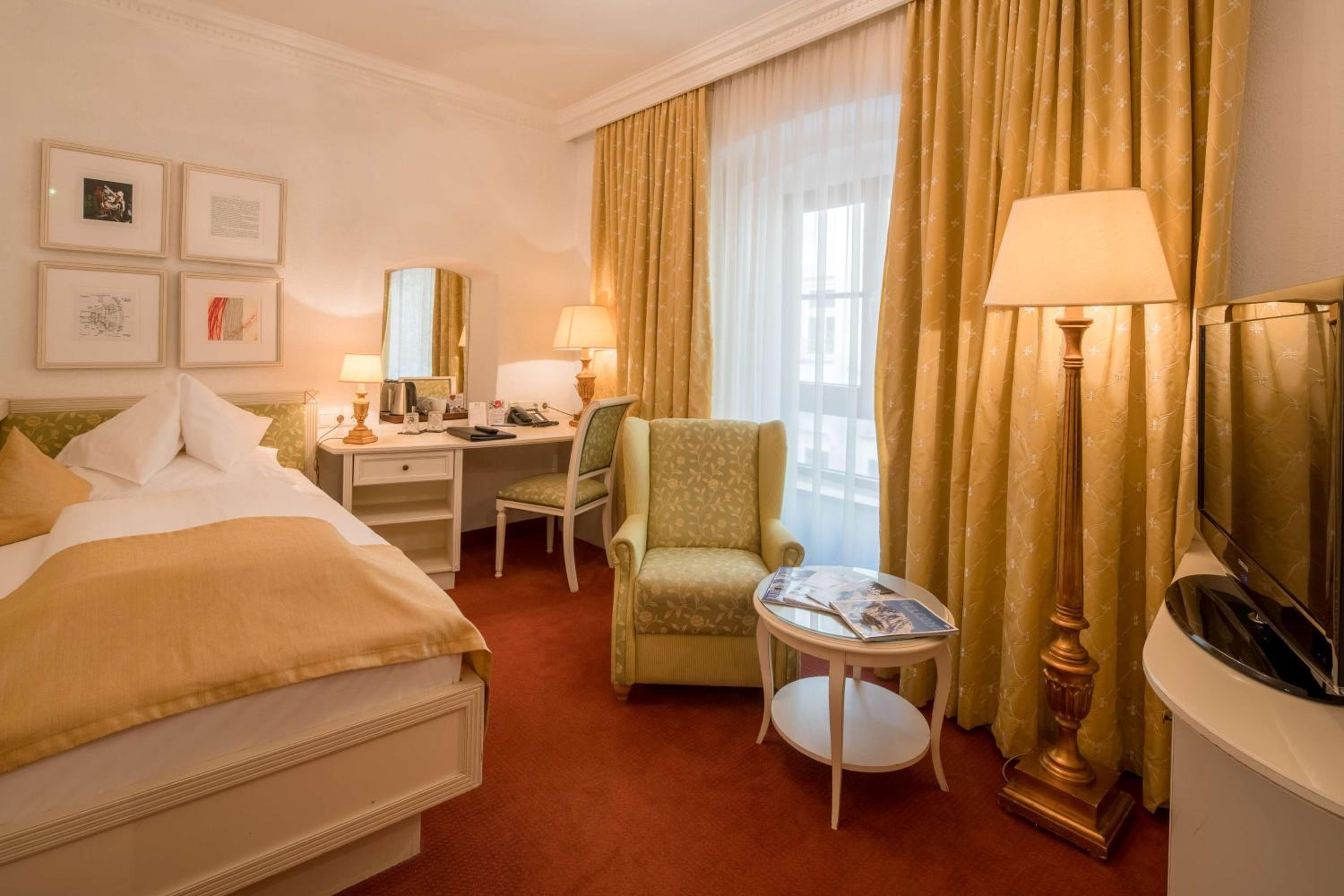 Traditional Room, 1 Double Bed
