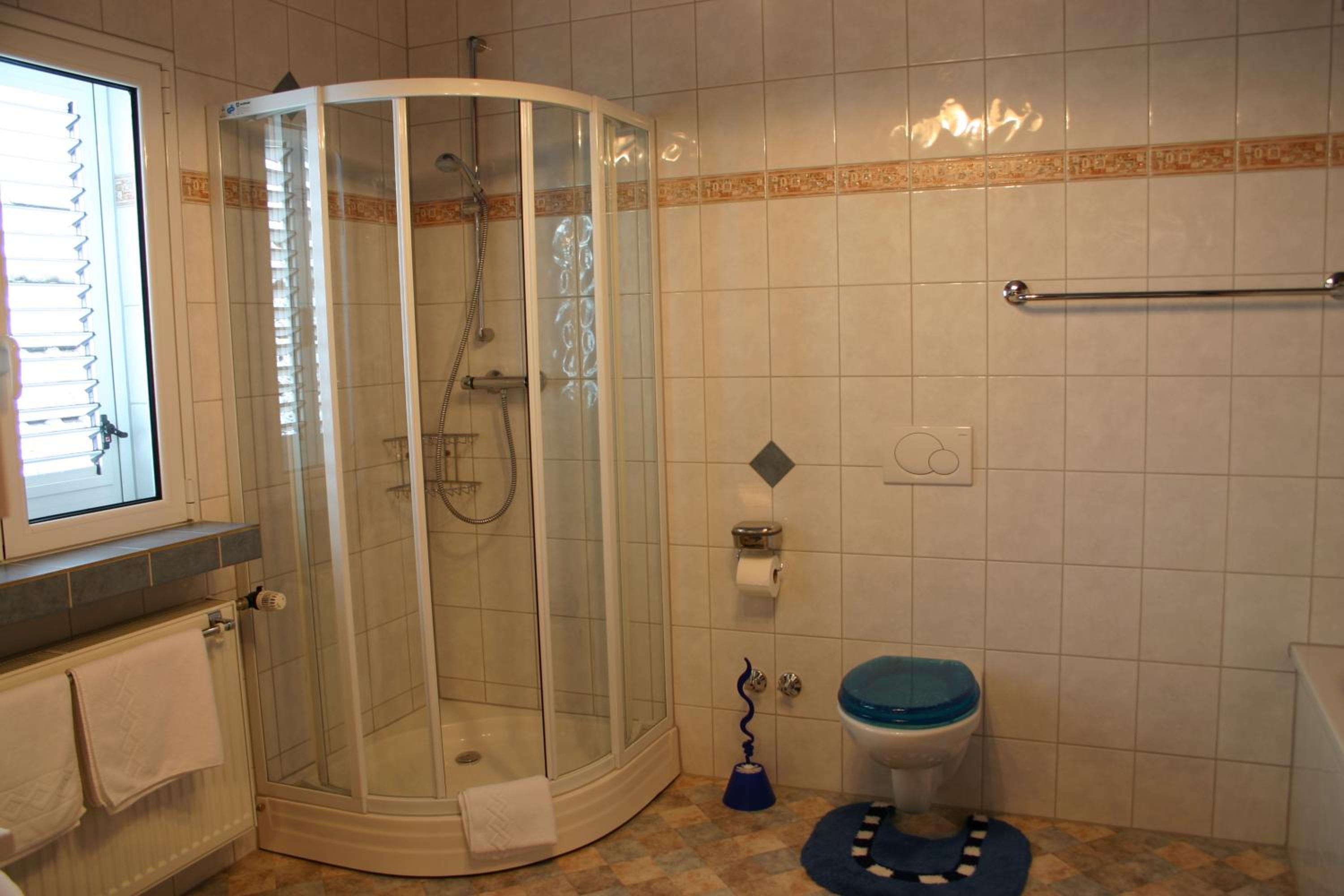 Double Room - Photo 5