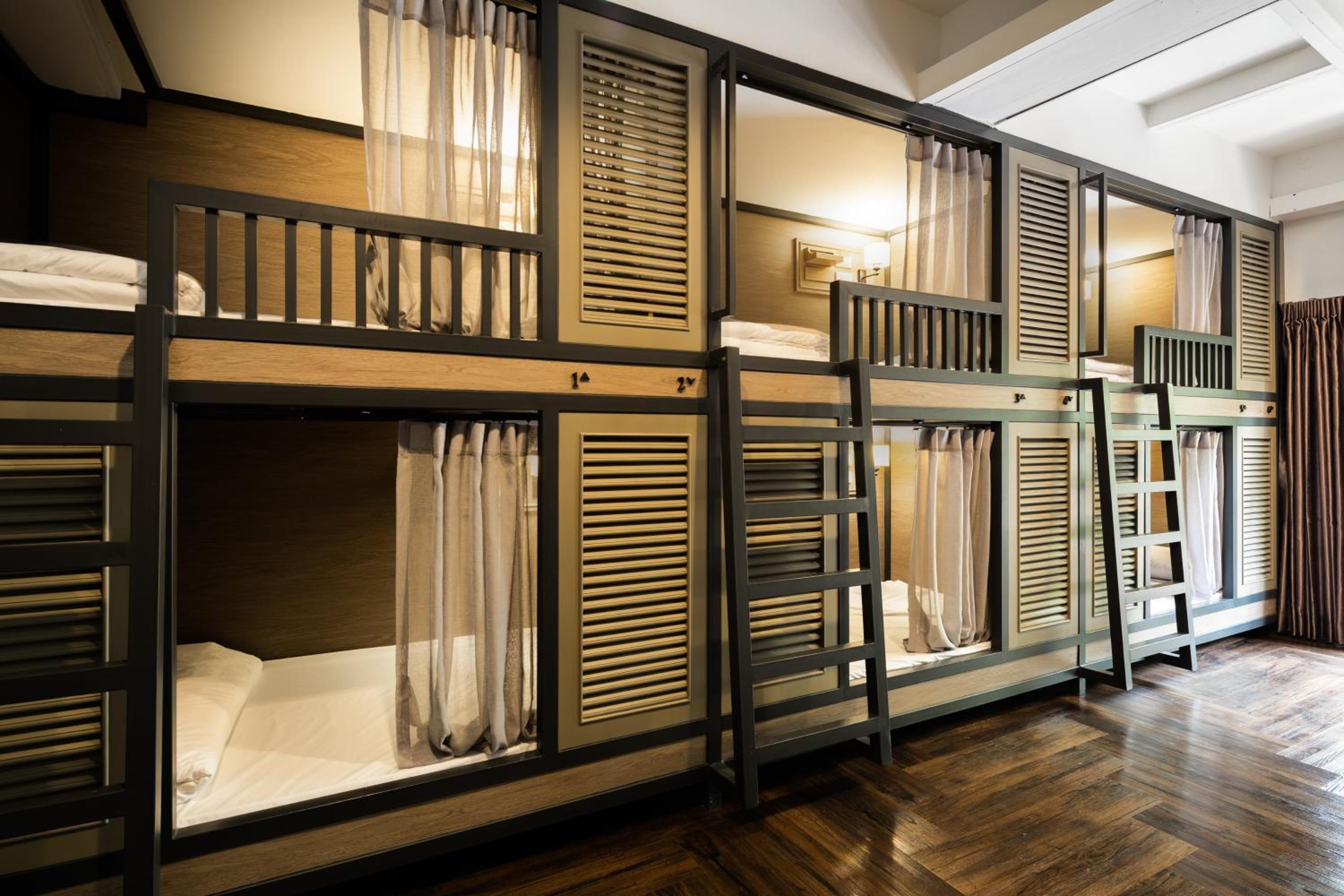 Single Bed in 10-Bed Dormitory Room photo 3
