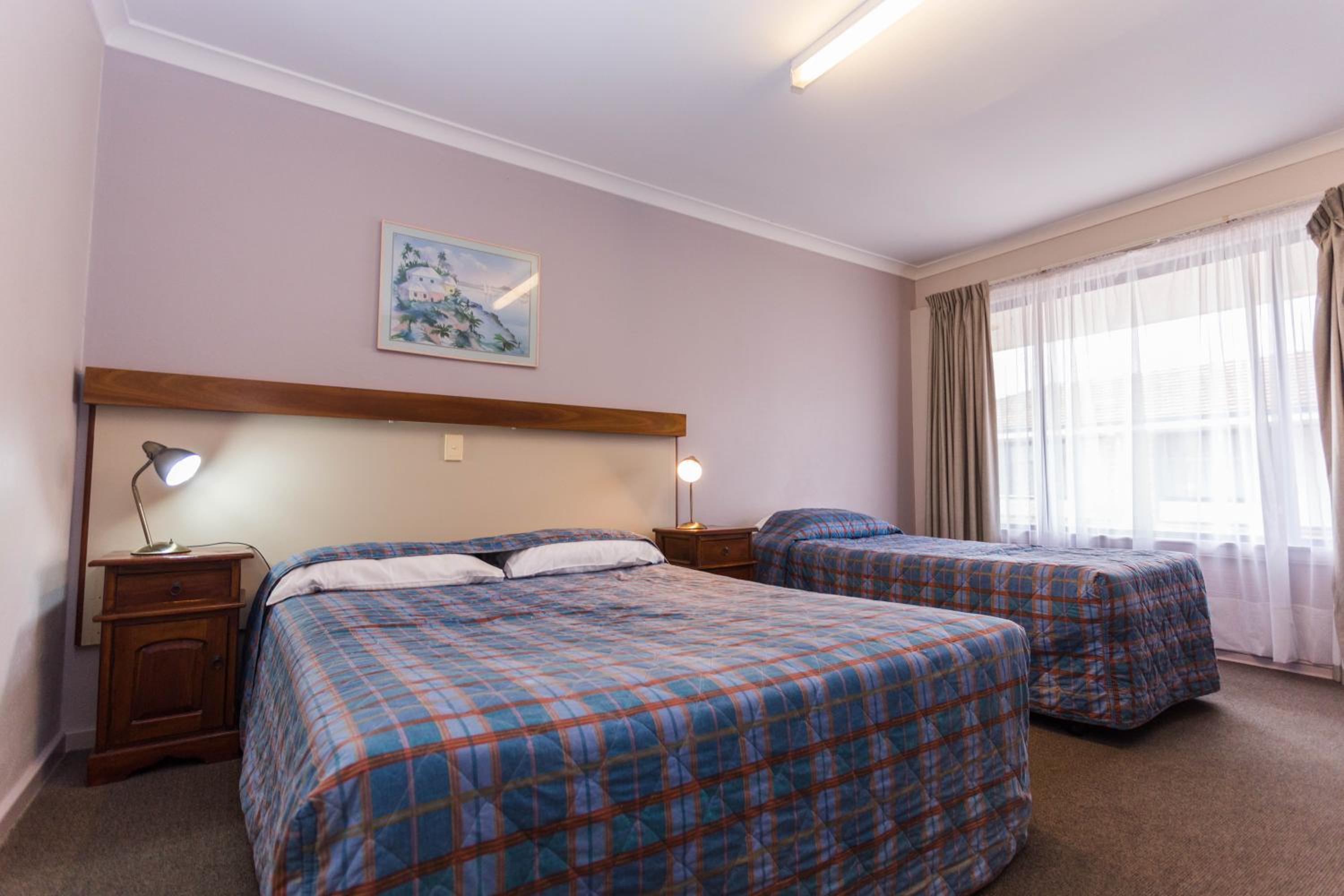 Standard Twin Room - Photo 1