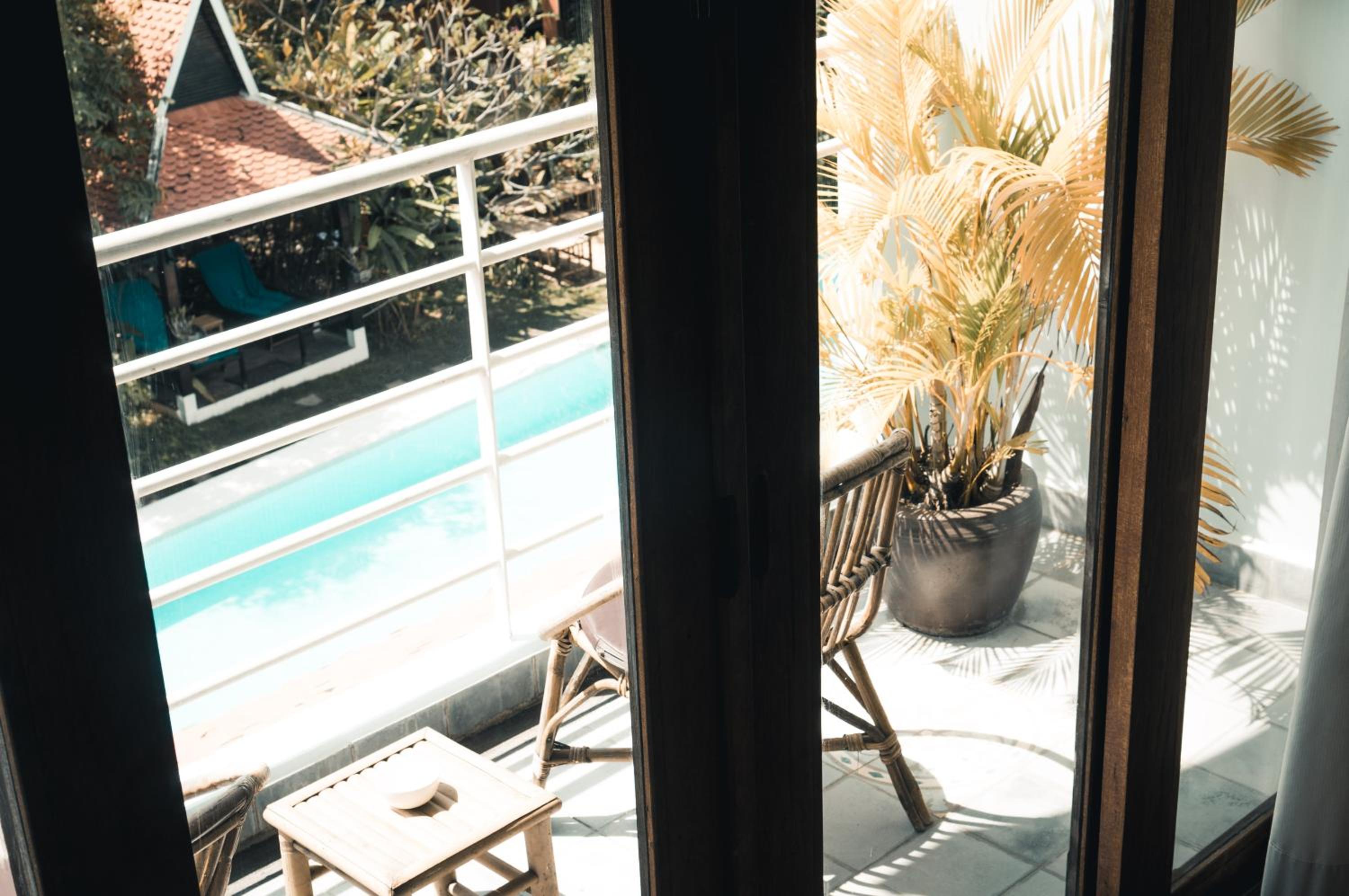 Deluxe Balcony Pool Front Double or Twin  - Photo 2