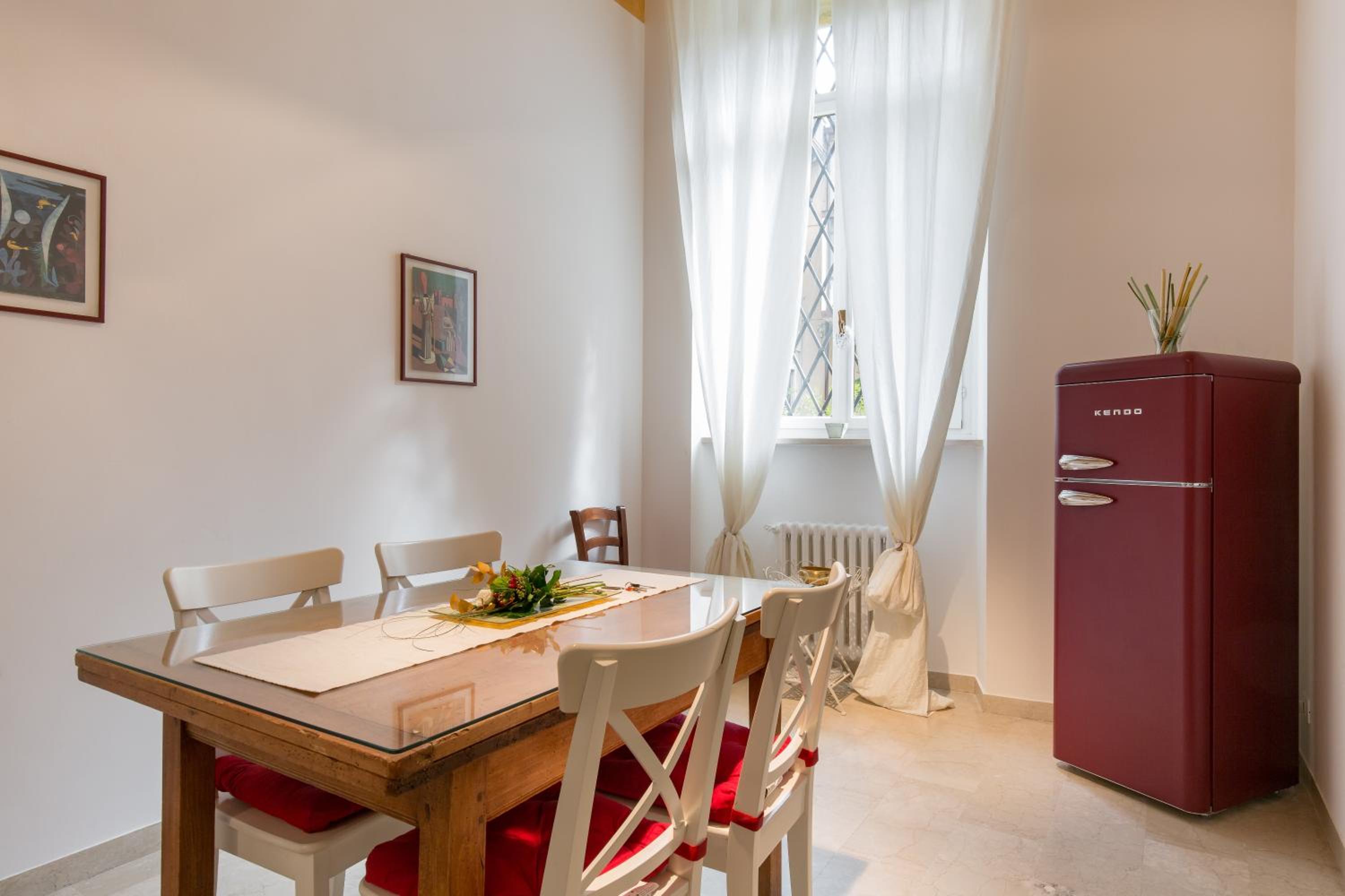 One-Bedroom Apartment - Photo 17