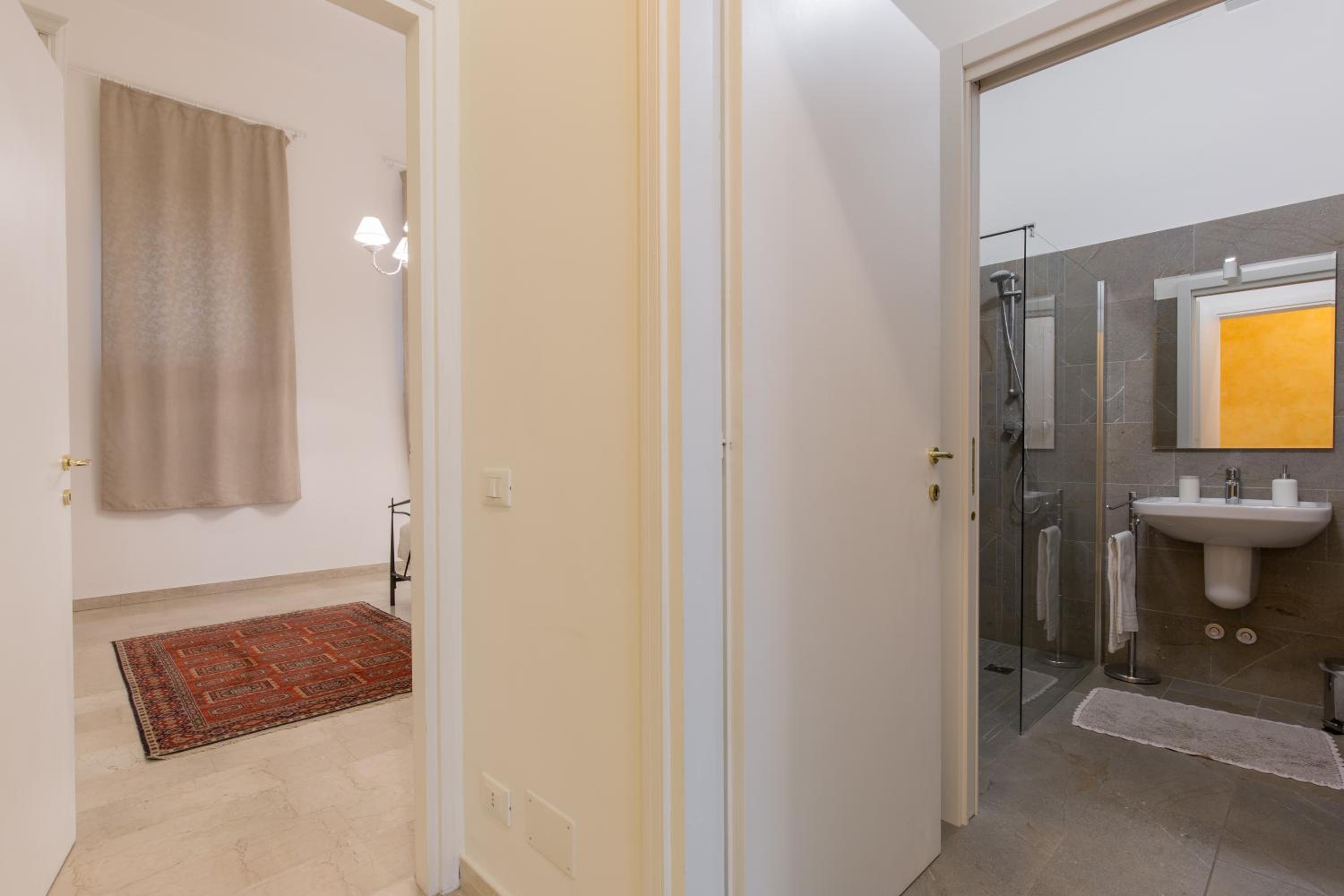 One-Bedroom Apartment - Photo 4