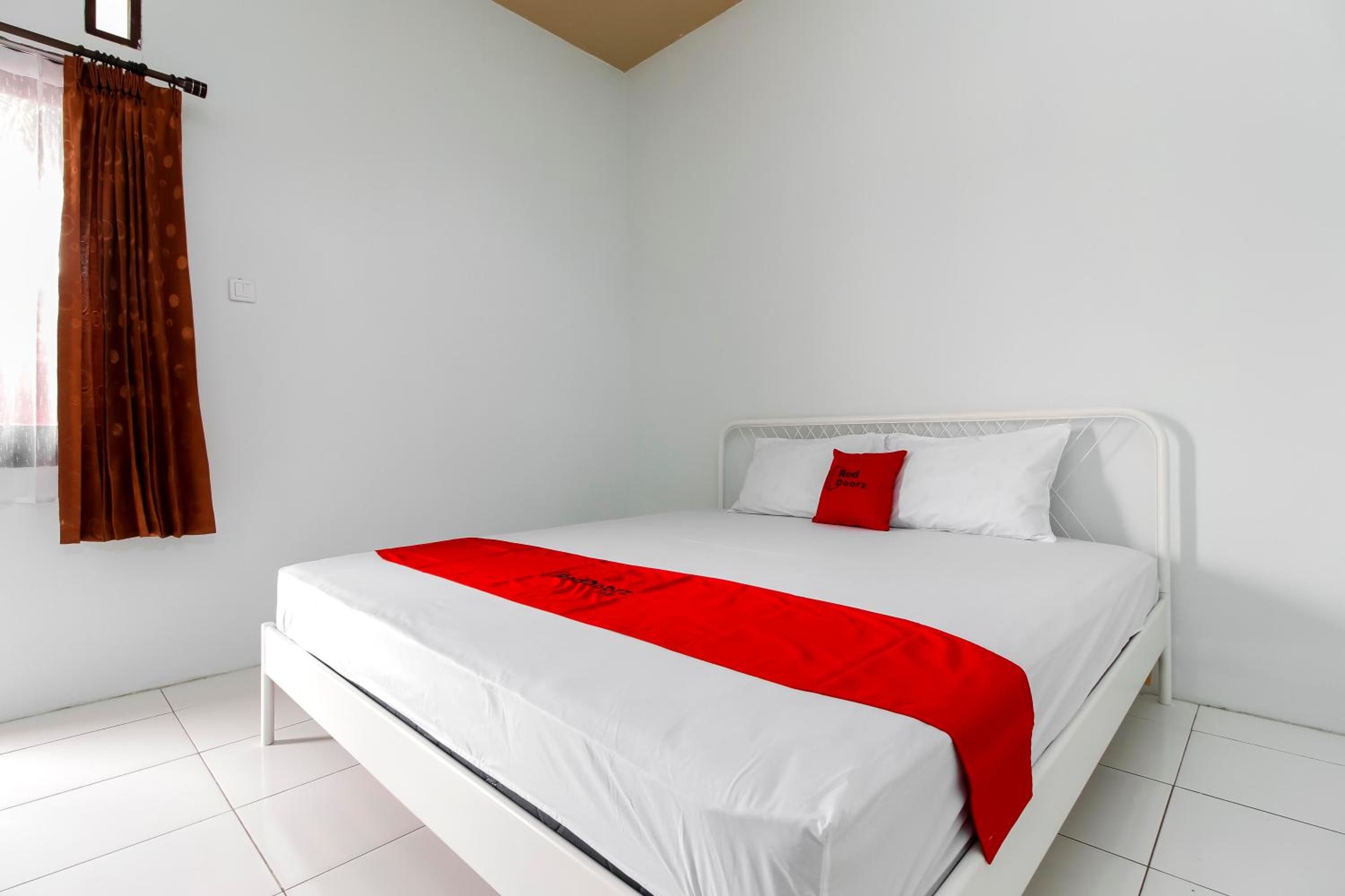 Standard Double Room - Photo 5