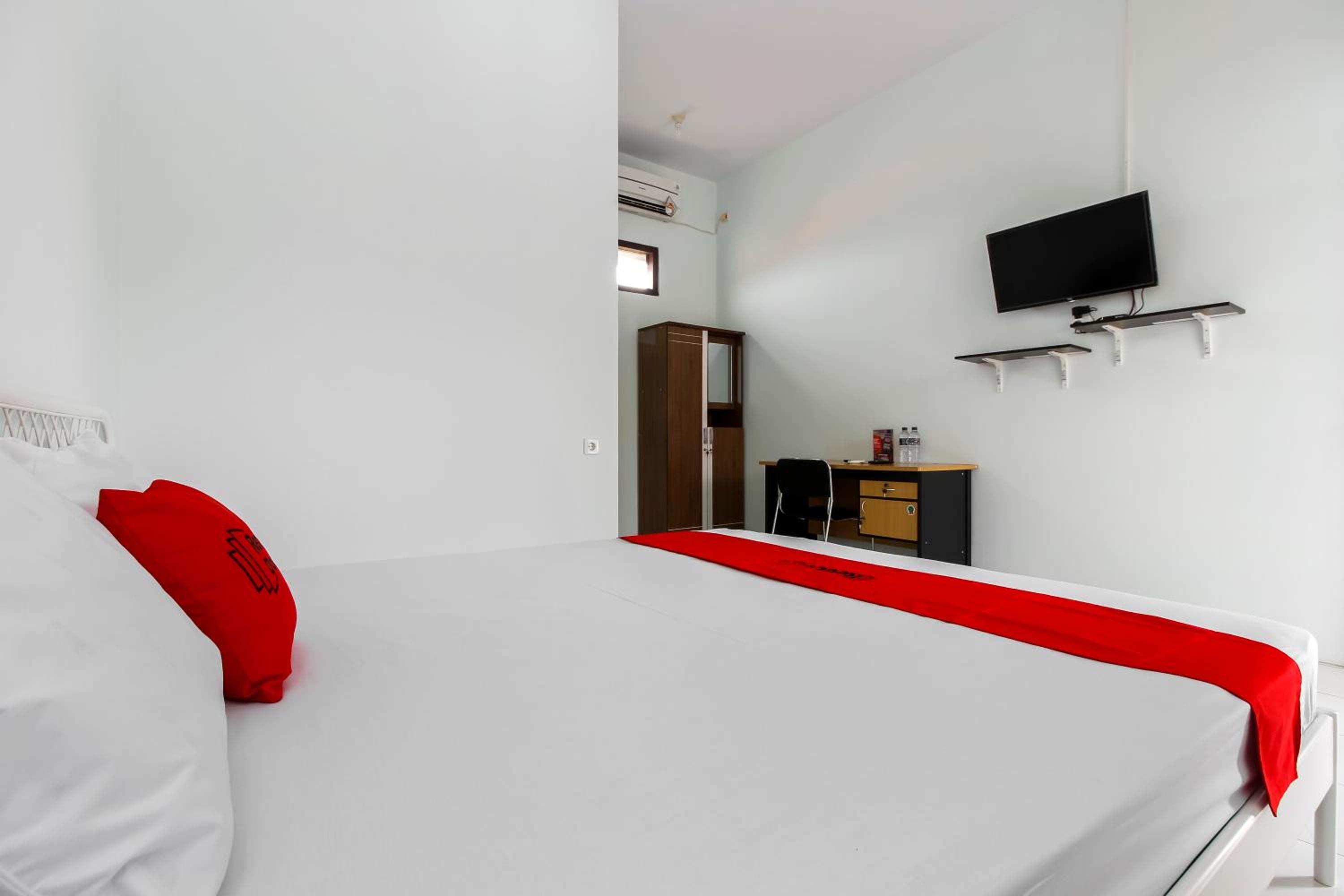 Standard Double Room - Photo 3