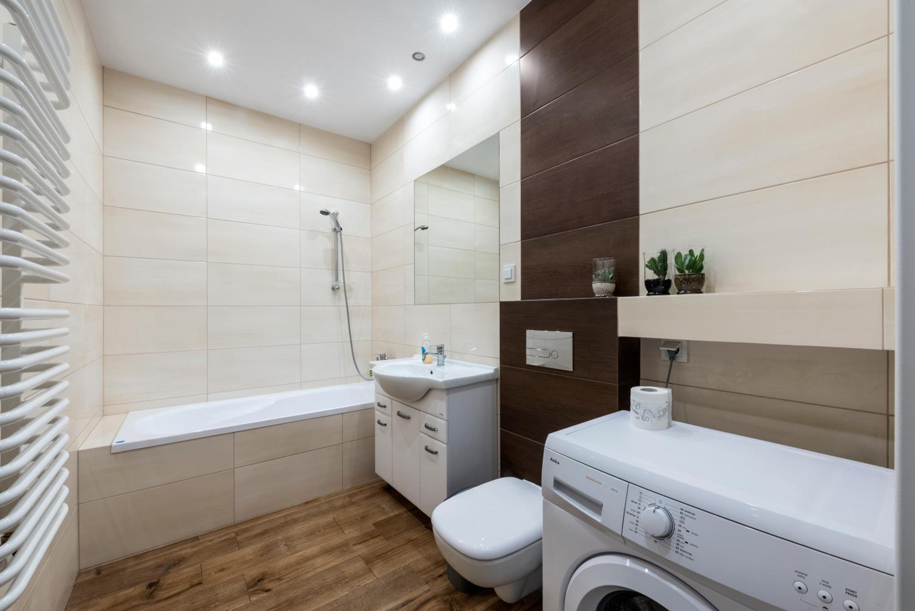 One-Bedroom Apartment - Photo 8
