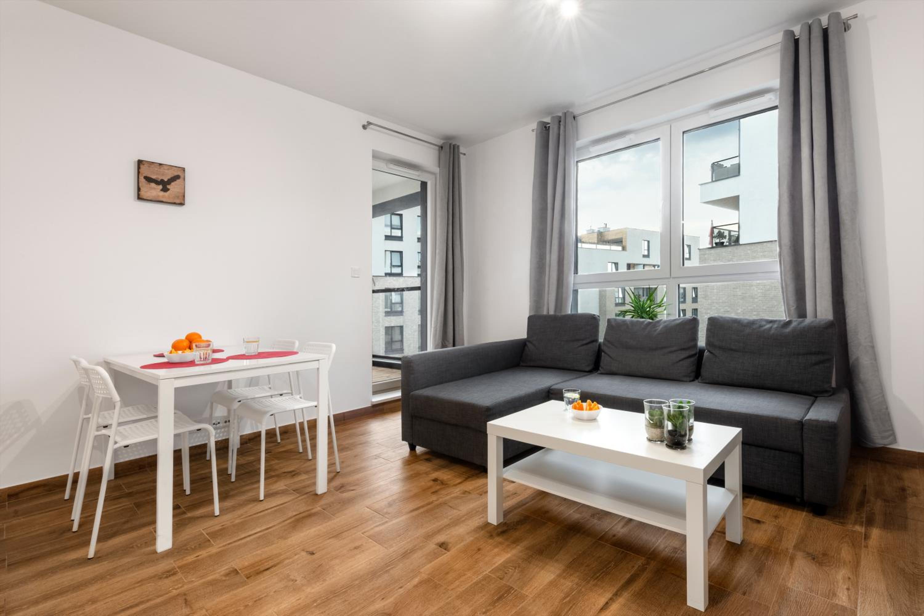 One-Bedroom Apartment - Photo 11
