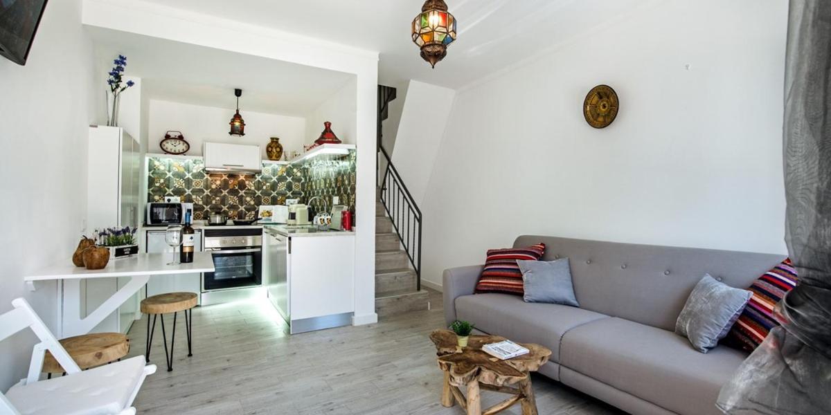 One-Bedroom House photo 2
